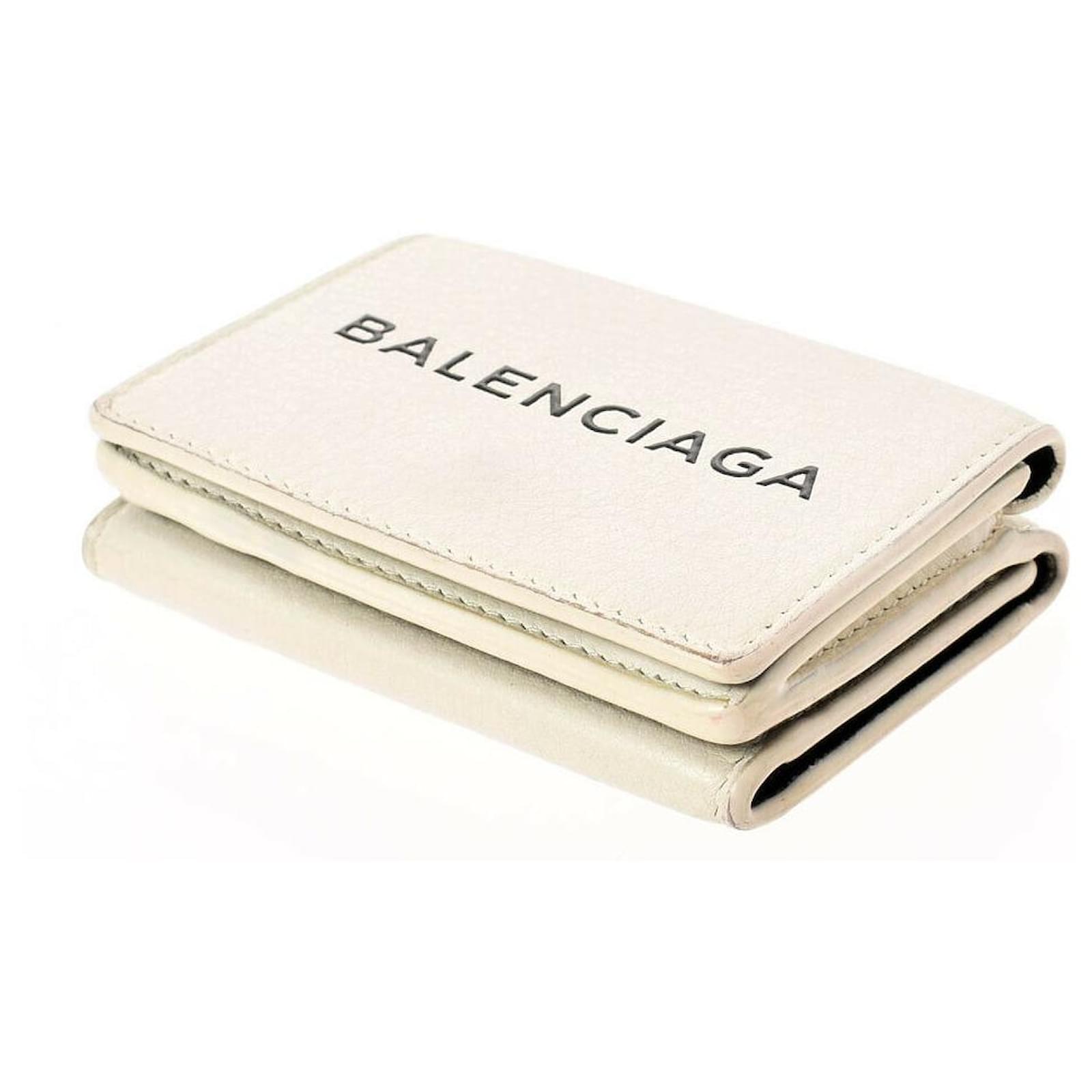 balenciaga white wallet