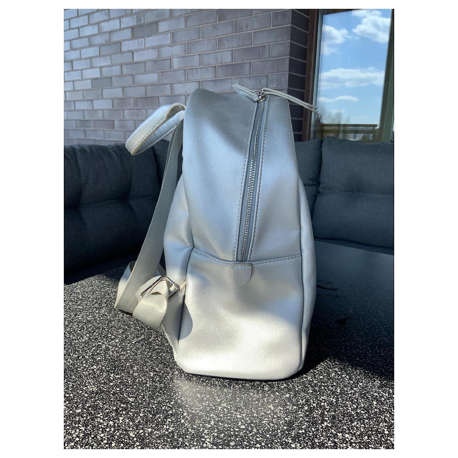 Valentino Backpacks Silvery Polyester ref.512447 - Joli Closet