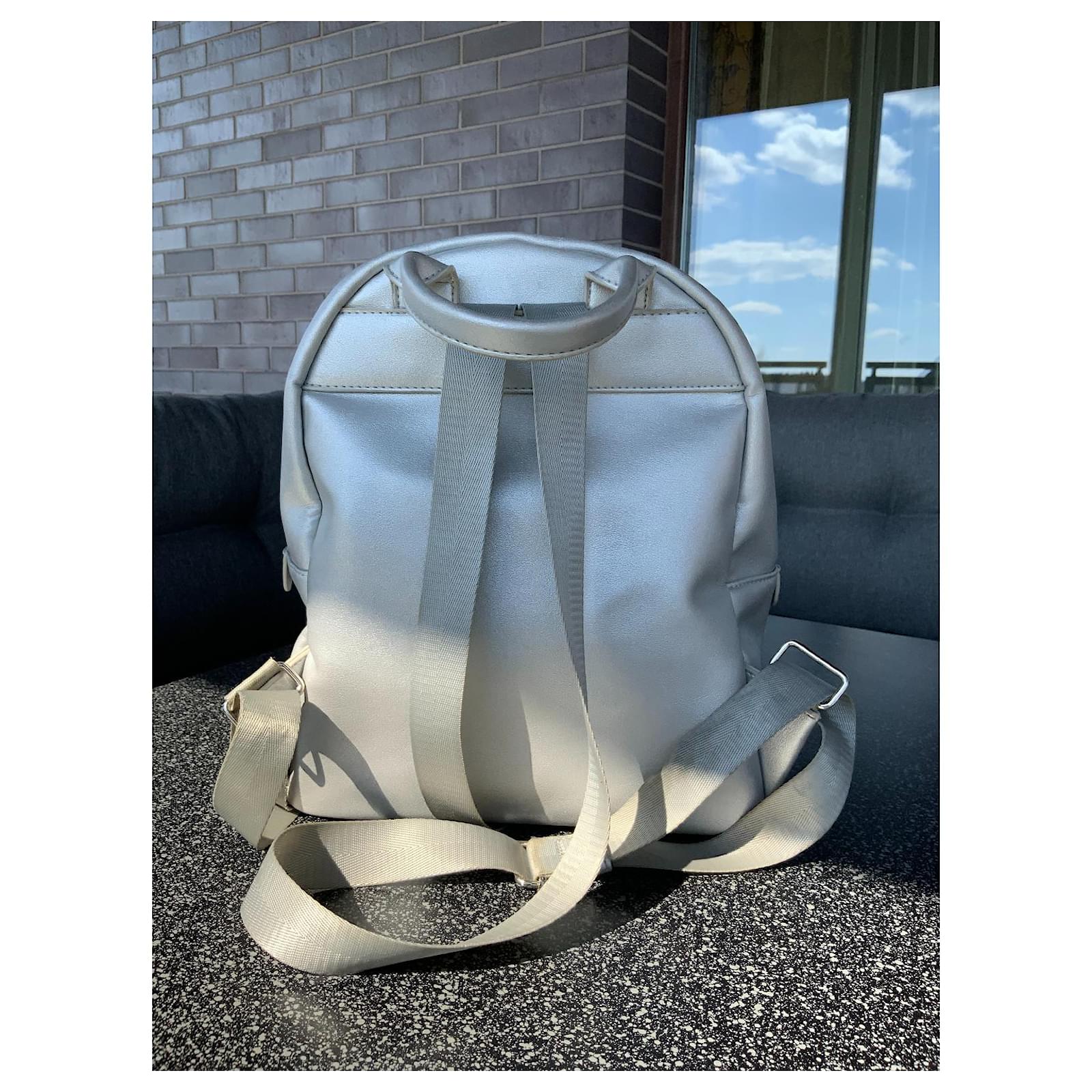 Valentino Backpacks Silvery Polyester ref.512447 - Joli Closet