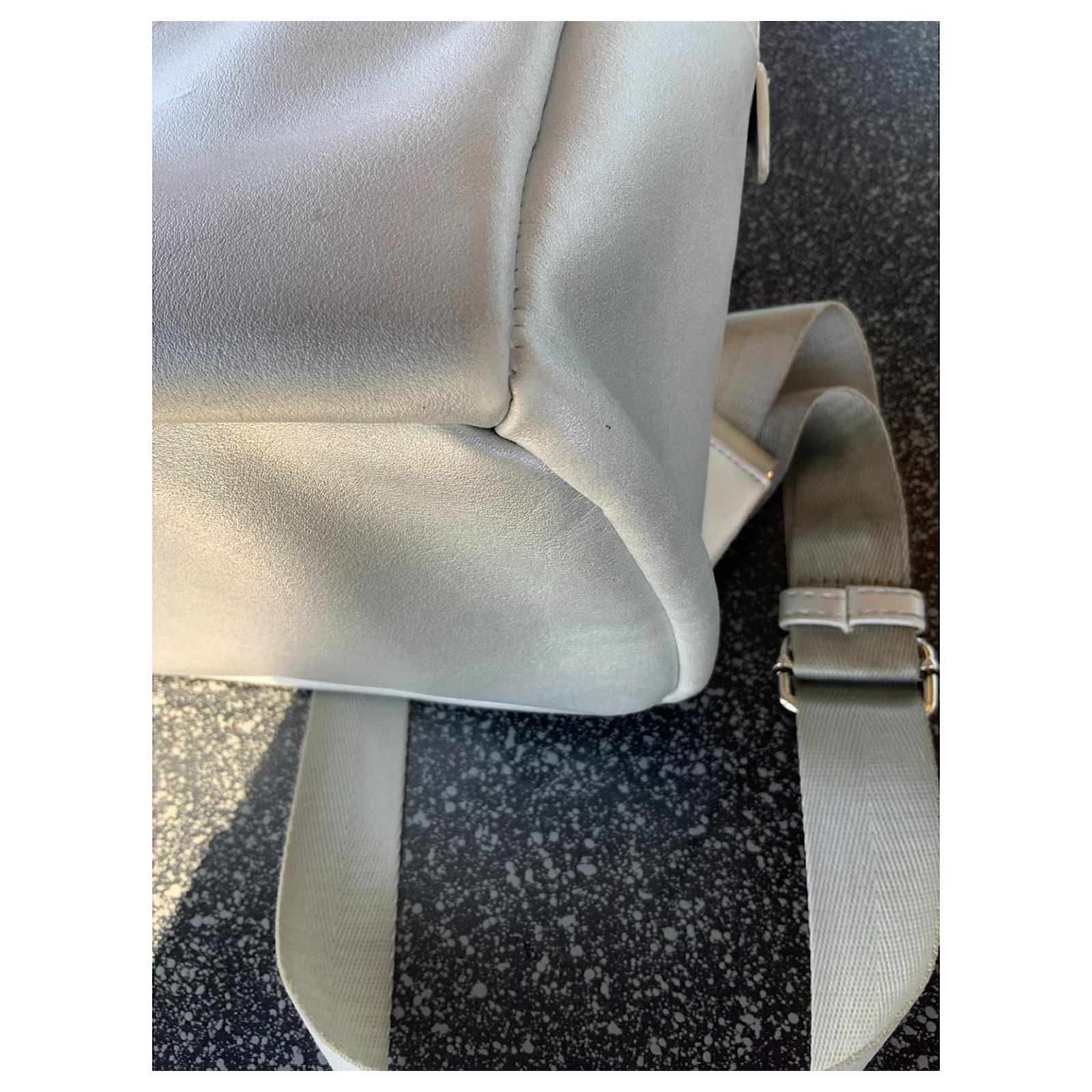 Valentino Backpacks Silvery Polyester ref.512447 - Joli Closet