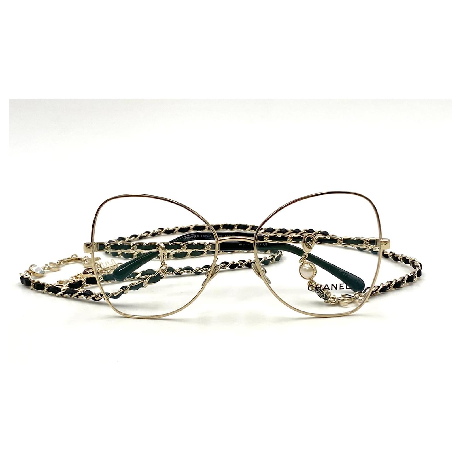 Chanel butterfly eyeglasses 2022 Nuovi Black Golden Leather Metal  ref.512453 - Joli Closet