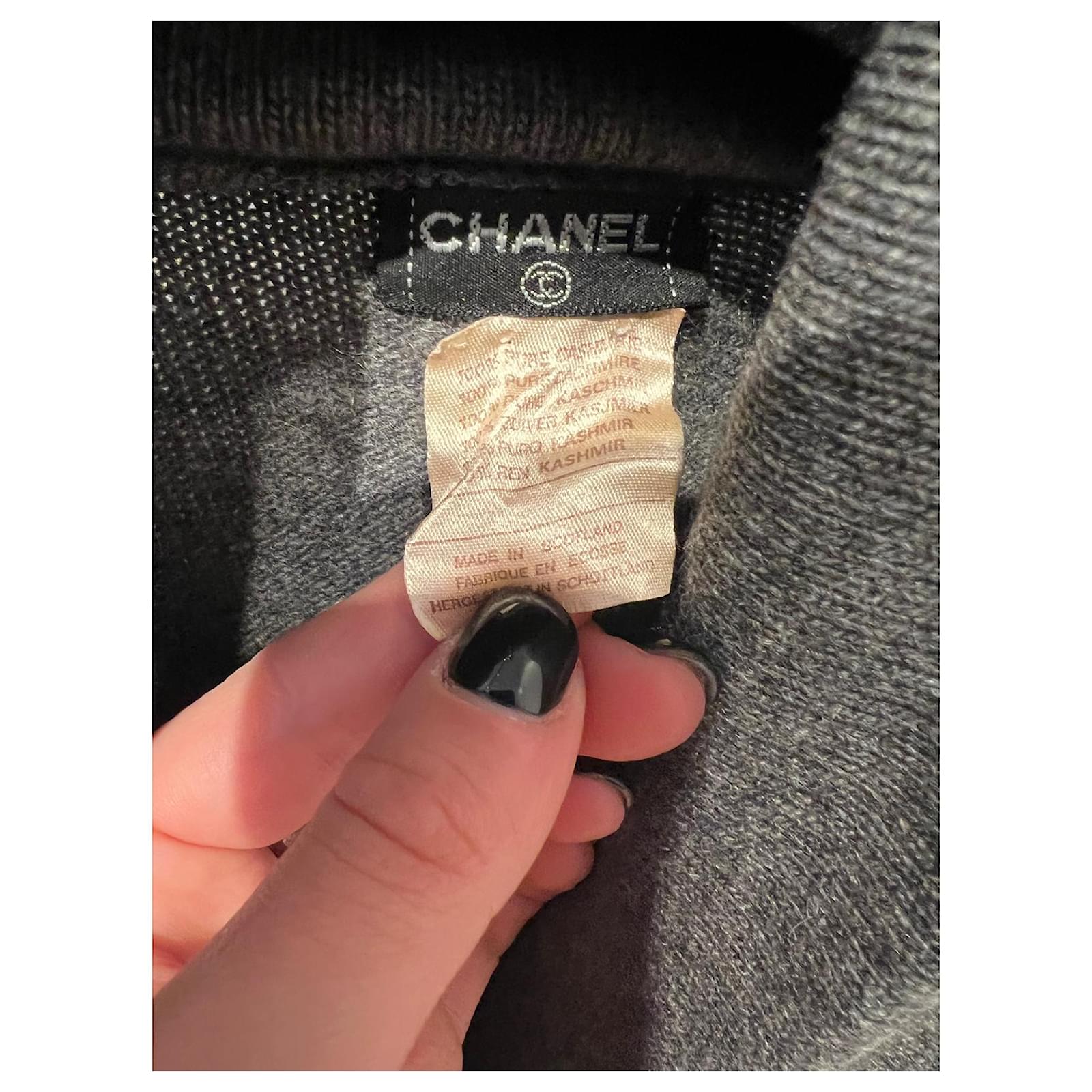 Chanel Knitwear Grey Cashmere ref.512463 - Joli Closet