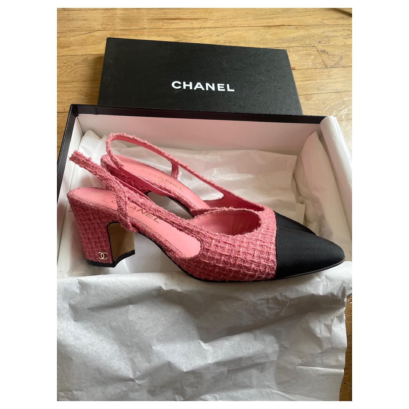 Chanel Slingback Pumps, Pink Tweed with Black Toe, Size 39, New in Box WA001