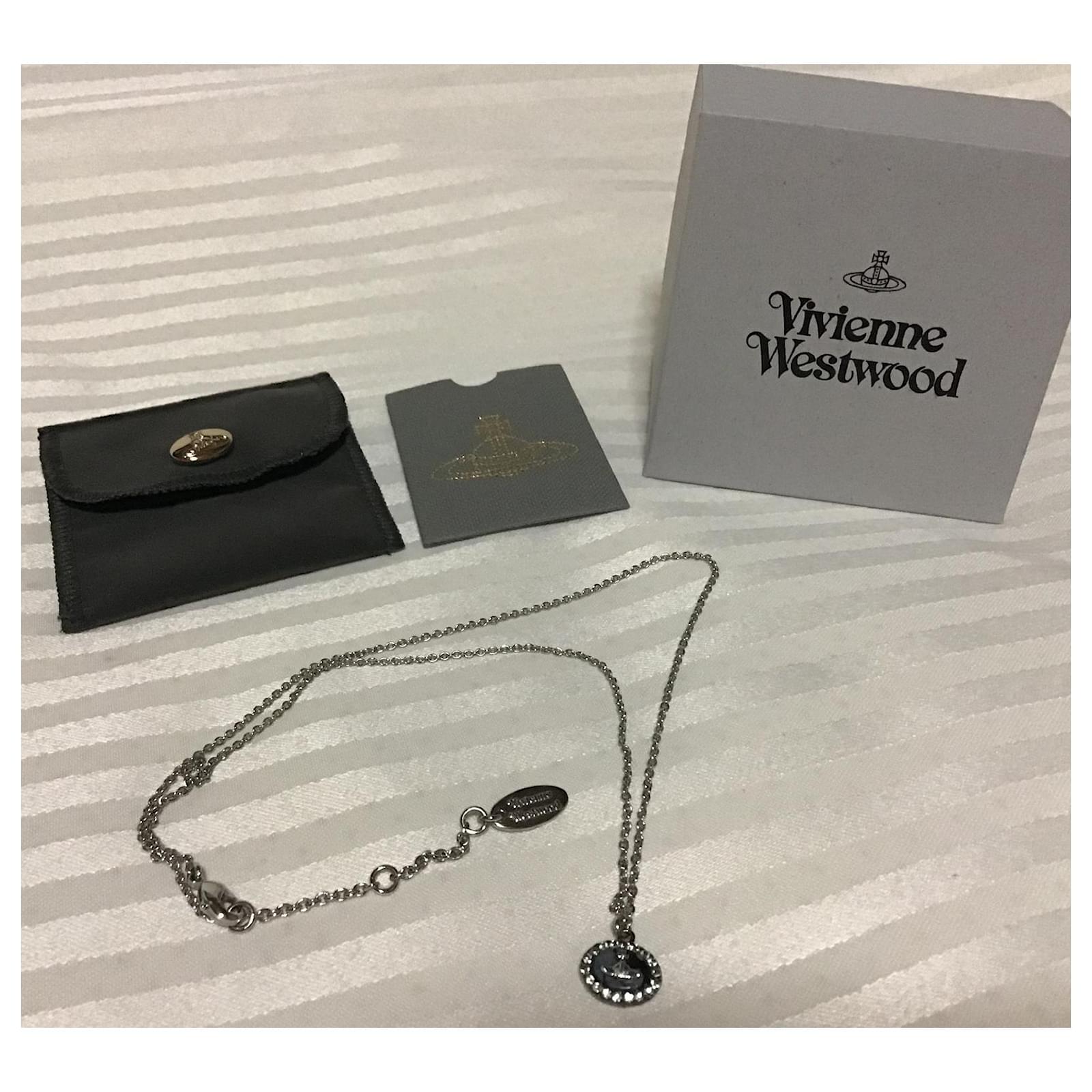 Vivienne Westwood Key Bag Charm Multiple colors Leather Steel ref.936898 -  Joli Closet