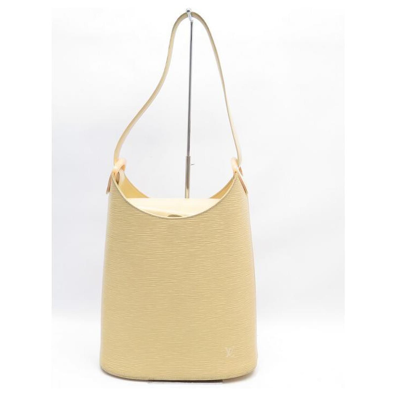 LOUIS VUITTON VERSEAU HANDBAG IN EPI LEATHER VANILLA BEIGE SEAU M5281A BAG  ref.513761 - Joli Closet