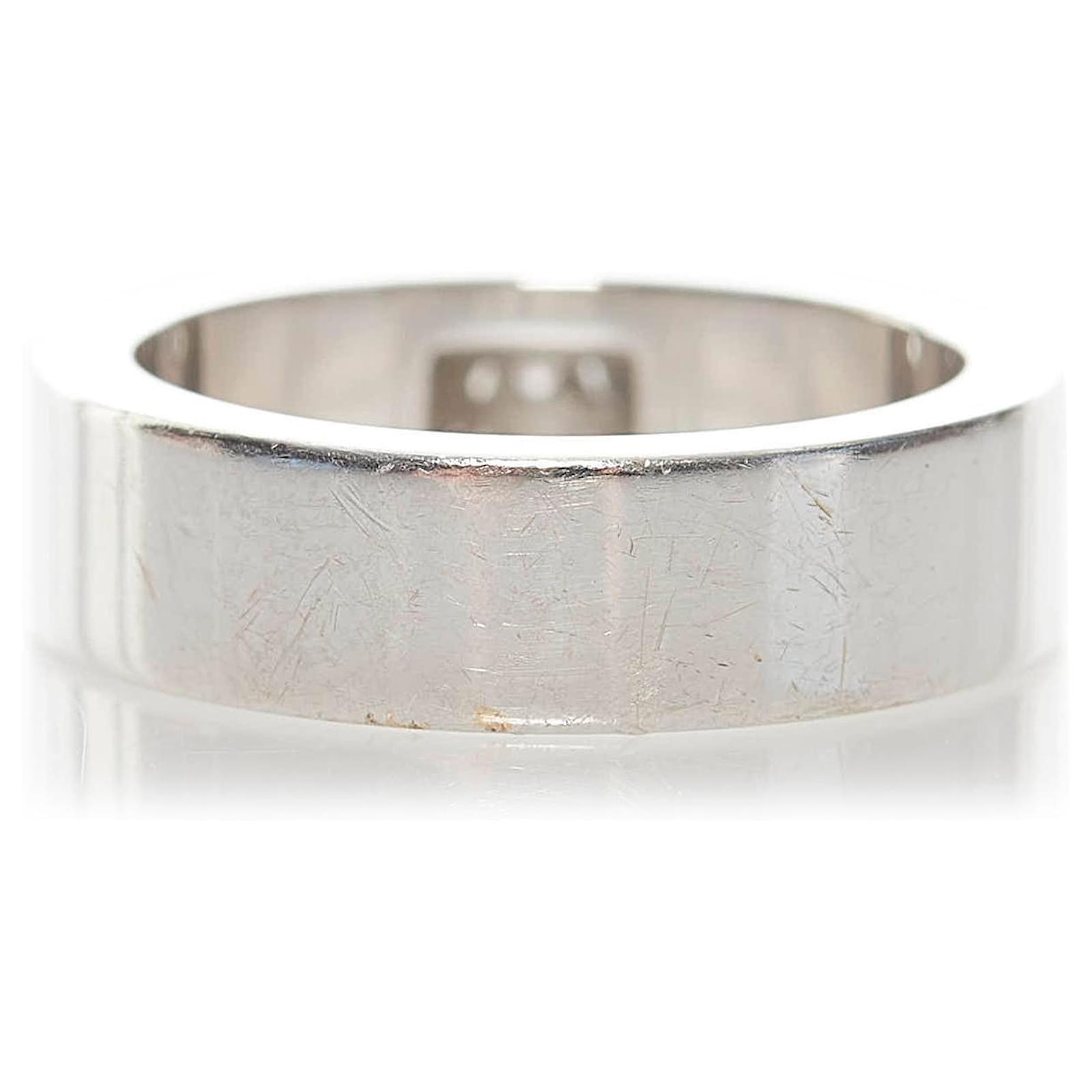 scratched gucci ring