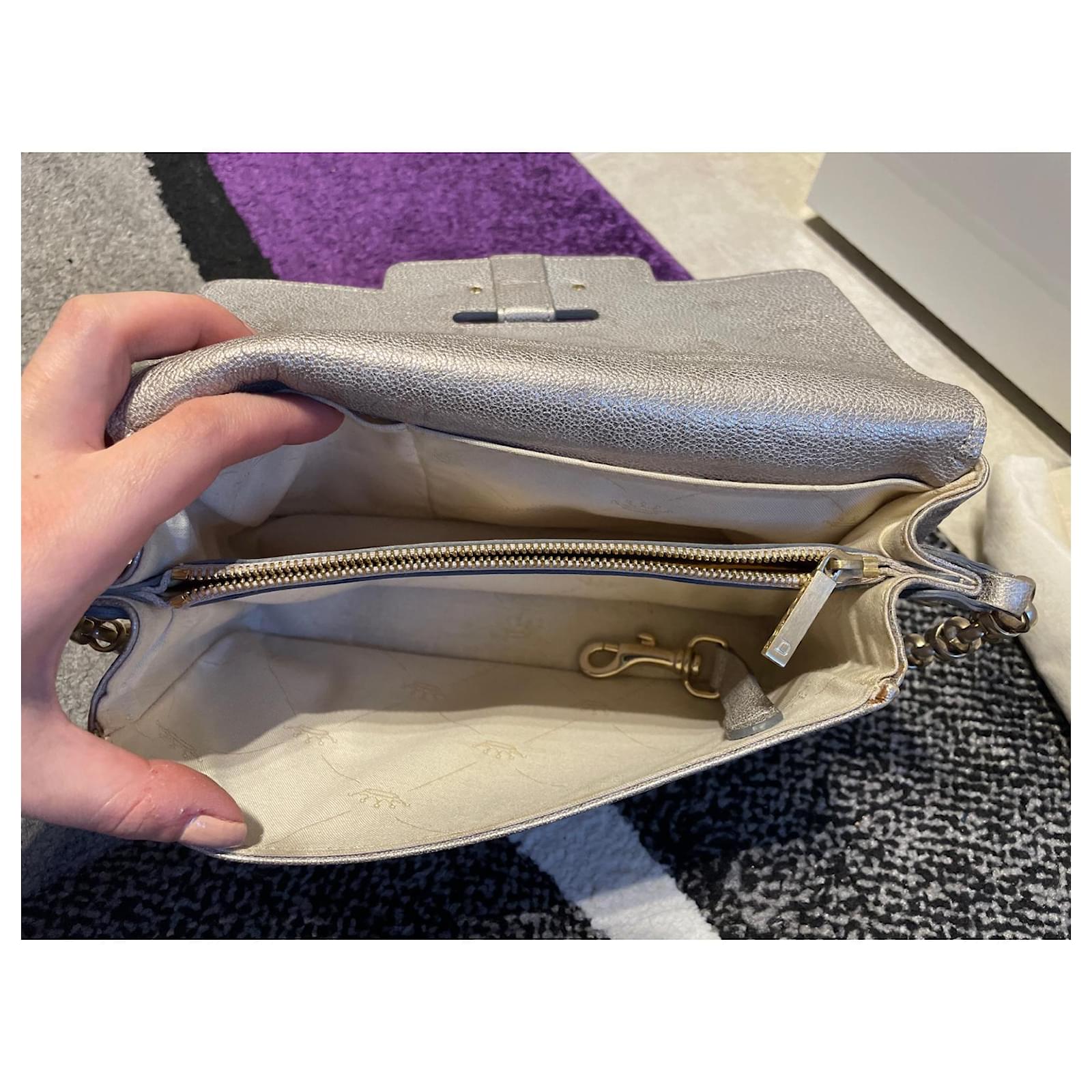 Delvaux Hand bags Silvery Leather ref.514799 - Joli Closet