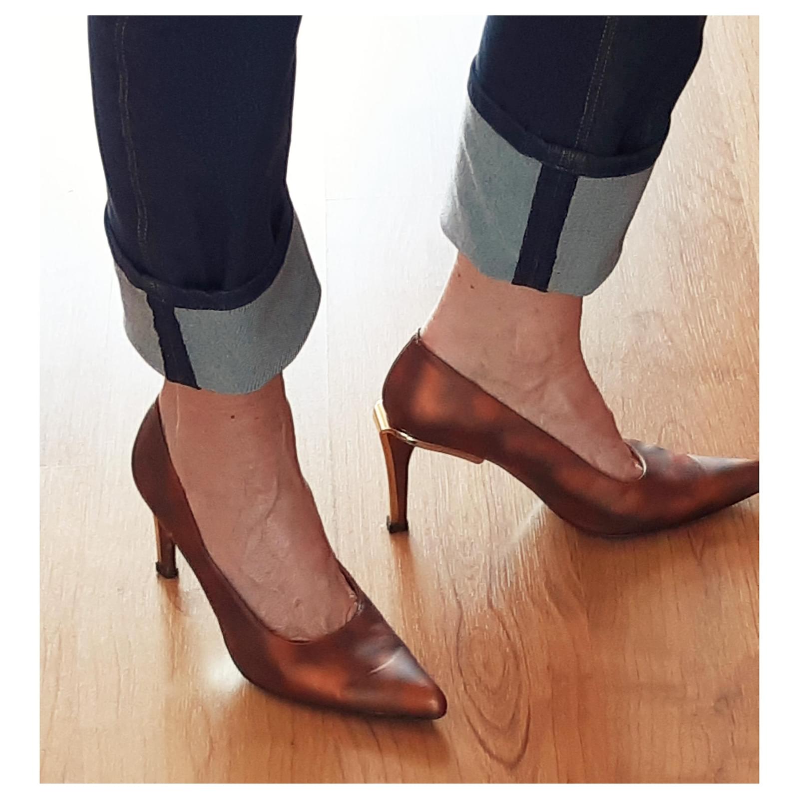 Charles Jourdan Fersen Rot Golden Leder Joli Closet