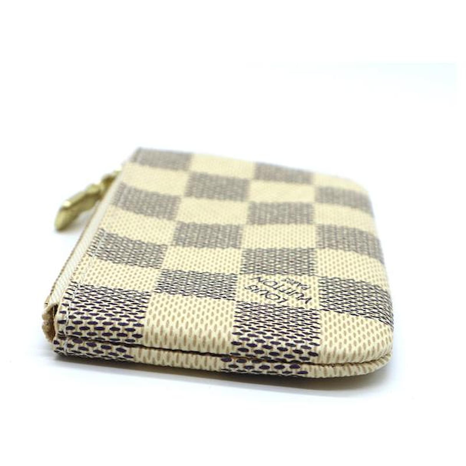 Zippy Louis Vuitton Damier Azur Key Cles Coin Wallet White Leather  ref.429246 - Joli Closet