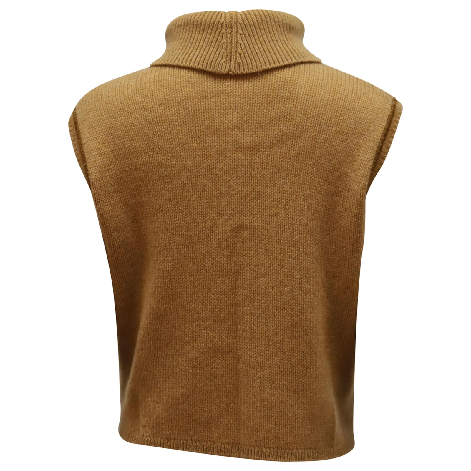 The Row Giselle Turtleneck Sleeveless Top in Camel Cashmere