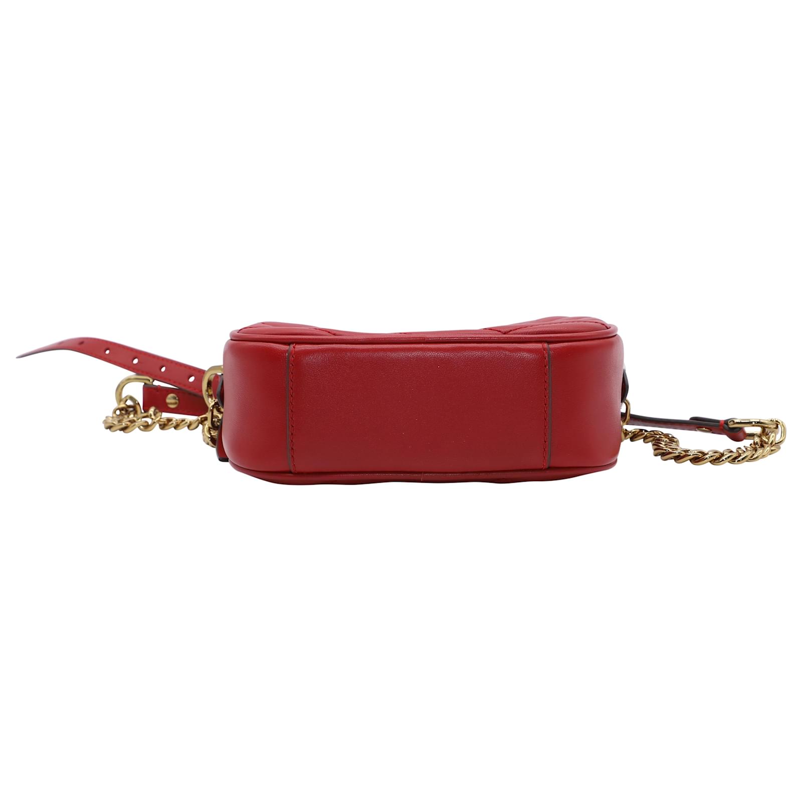 Tory Burch Kira Chevron Small Camera Bag in Red Leather ref.518630 - Joli  Closet