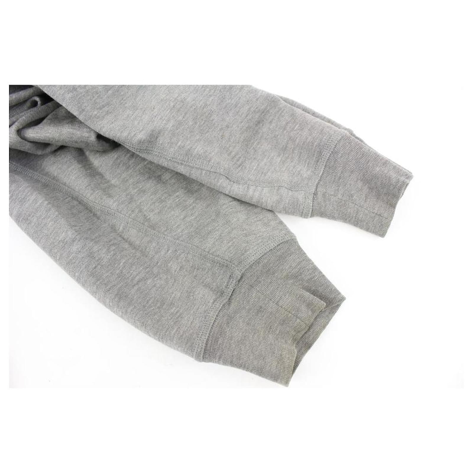 Louis Vuitton Men's XS Classic Grey LV Logo Zip Up Sweashirt Hoodie  ref.519683 - Joli Closet
