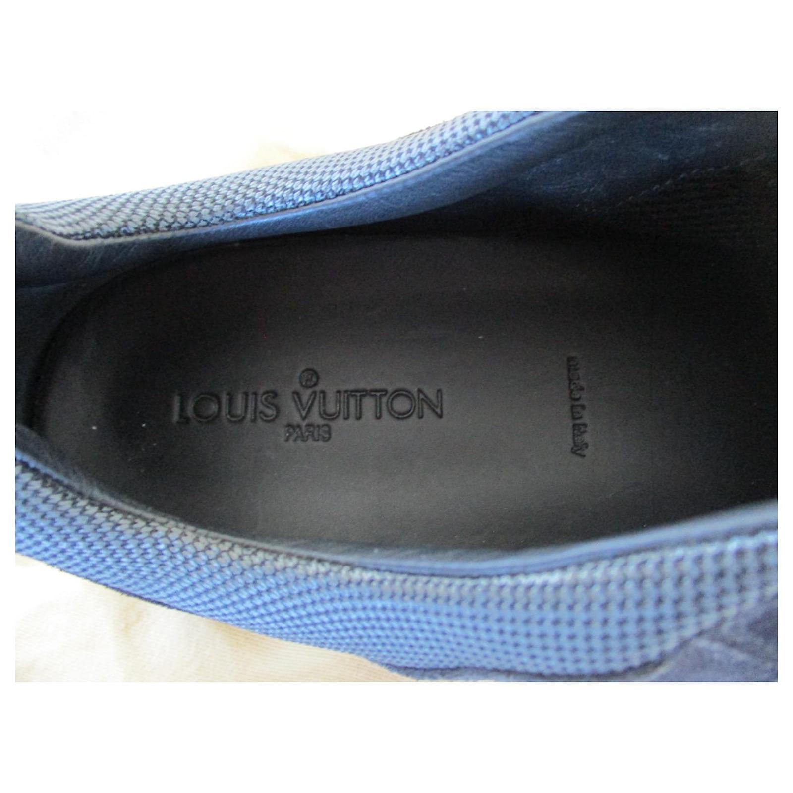 Louis Vuitton Bi-material sneakers, Pointure 11,5. Black Leather ref.520102  - Joli Closet