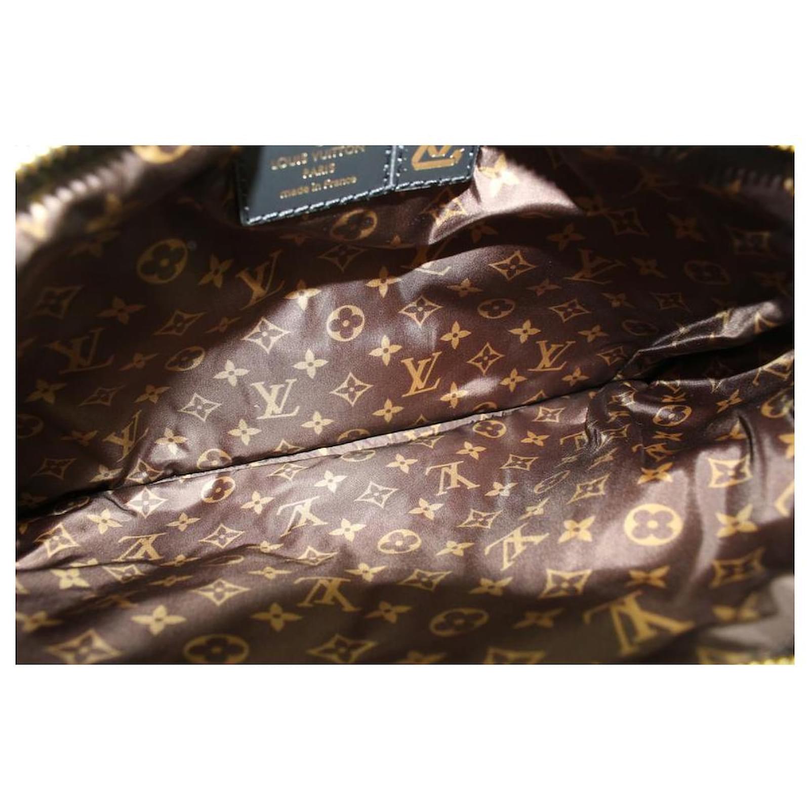 Louis Vuitton Limited Puffer Monogram Pillow Multi Pochette Maxi Crossbody  ref.522547 - Joli Closet