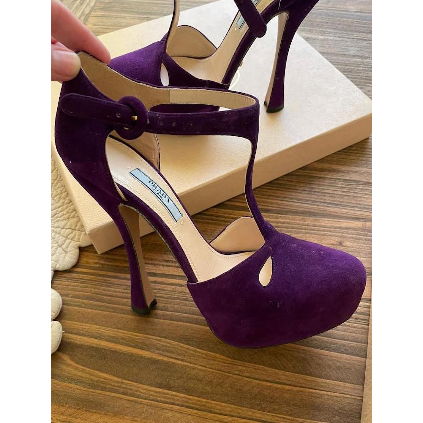 Prada heels size 38.5 (authentic) from Italy, Women's Fashion, Footwear,  Loafers on Carousell