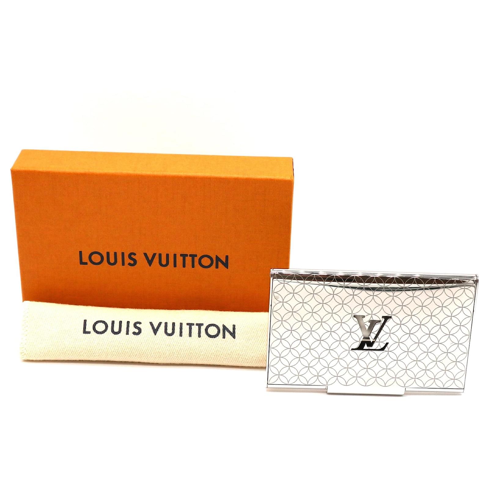 Louis Vuitton Silver Metal Champs Elysées Card Holder Silvery ref.522770 -  Joli Closet
