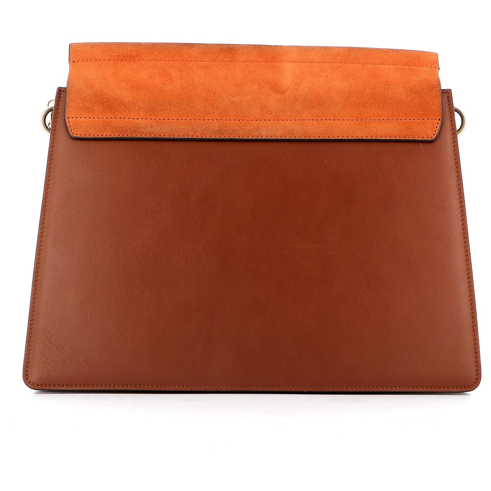 Chloé Faye Wallet on Strap Bag in Brown Leather ref.1036725 - Joli Closet