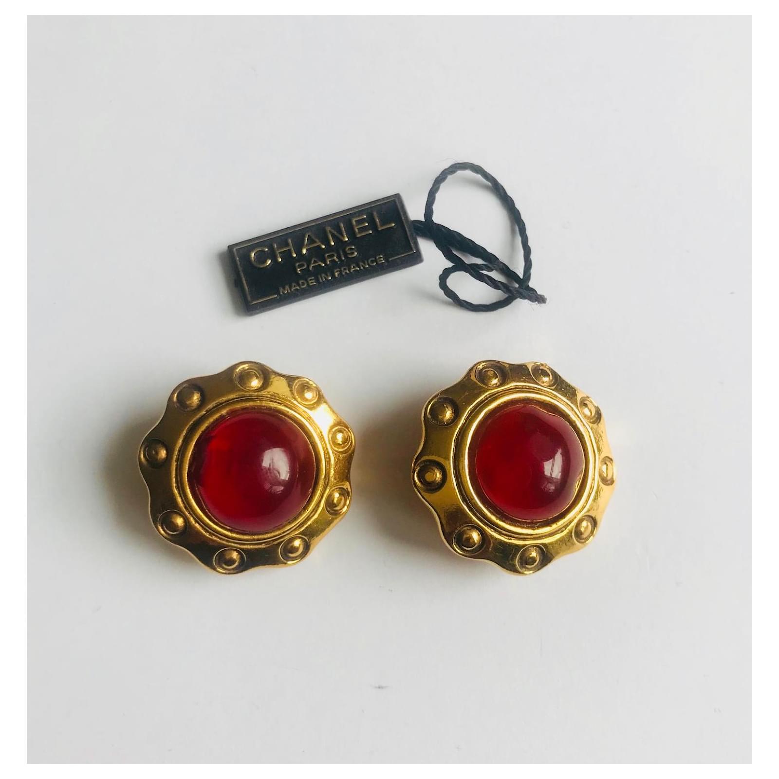 Chanel Vintage Woven Red Gripoix Clip On Earrings