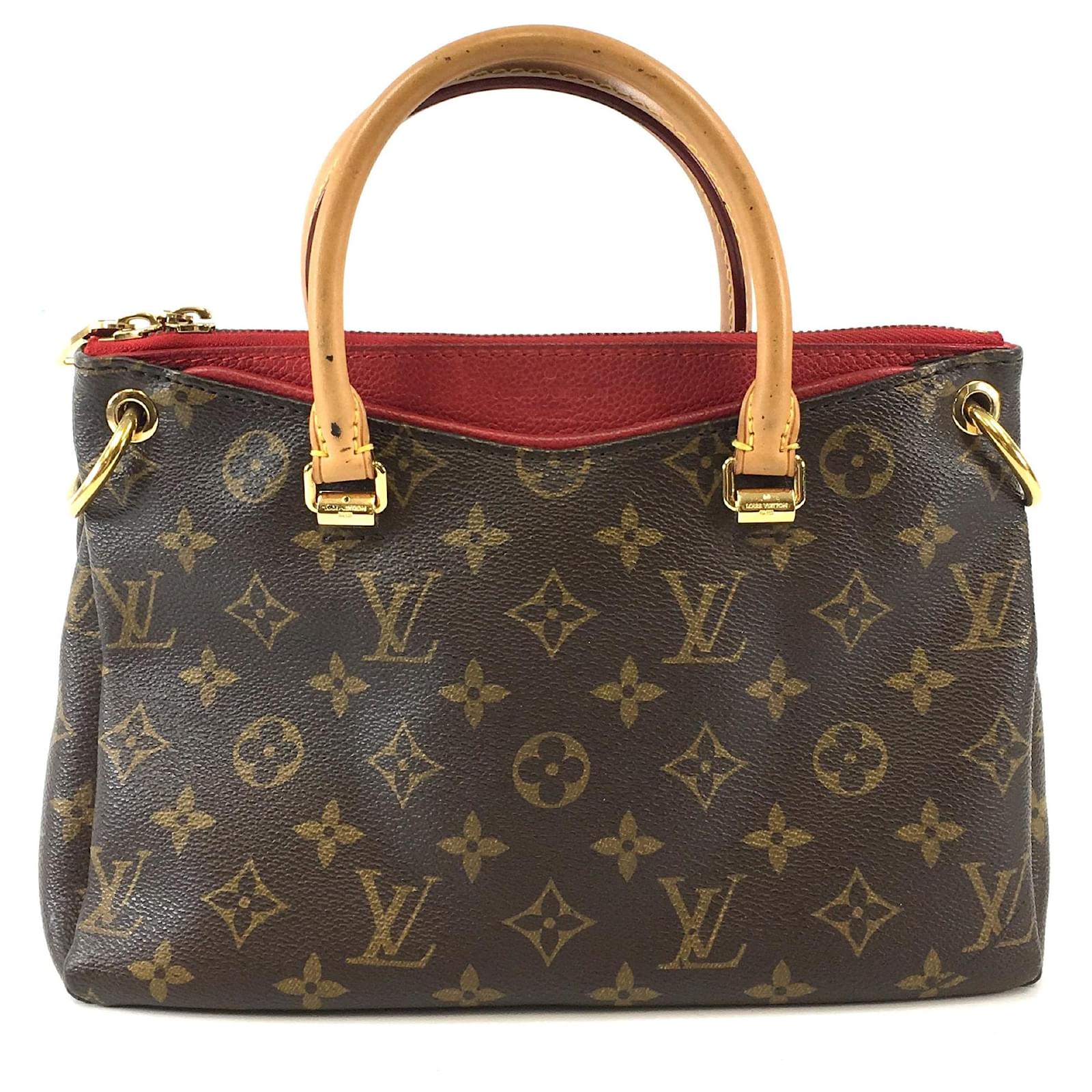 Louis Vuitton Pallas BB Monogram Clutch Dark brown Leather ref