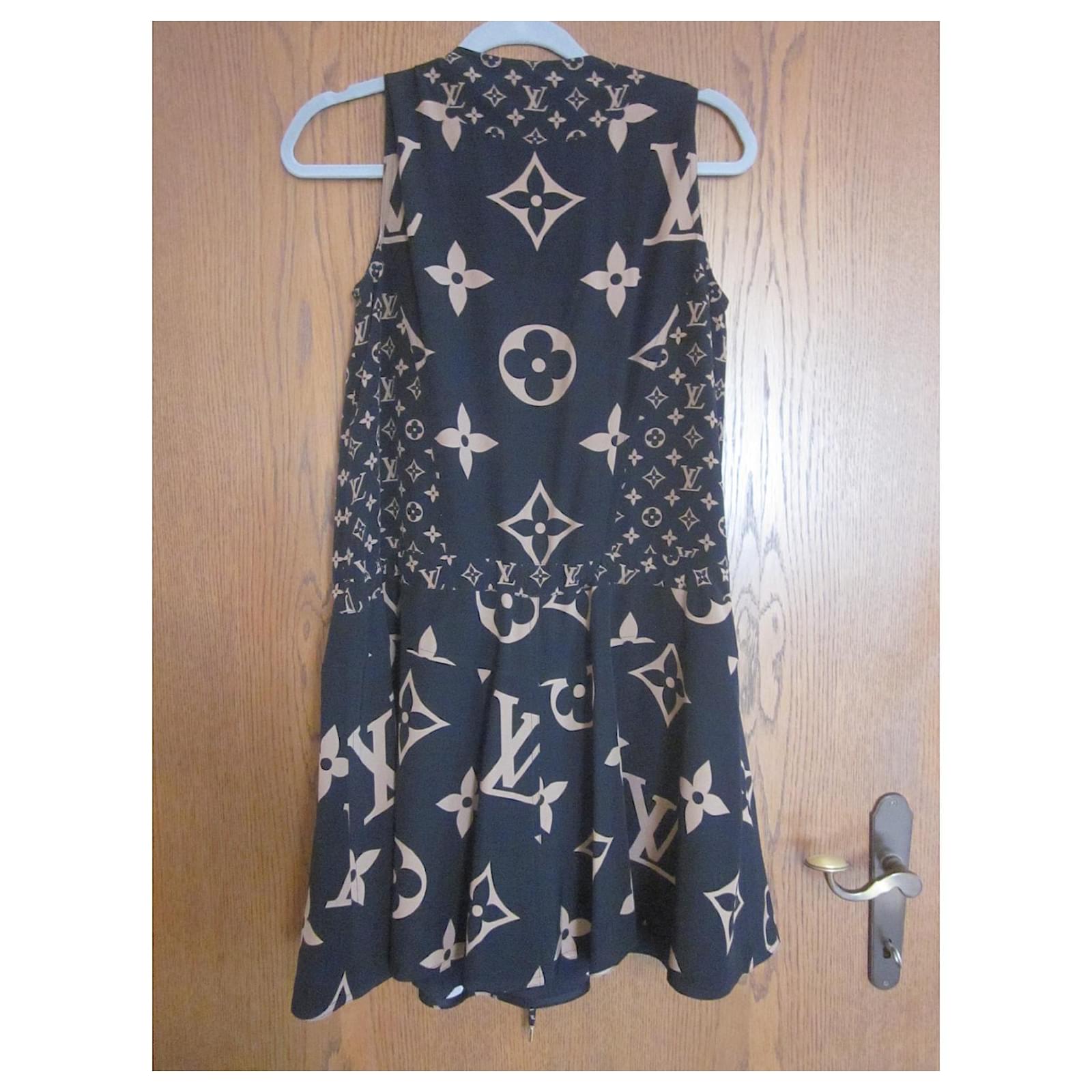 Louis Vuitton Dresses Brown Blue Silk ref.9481 - Joli Closet