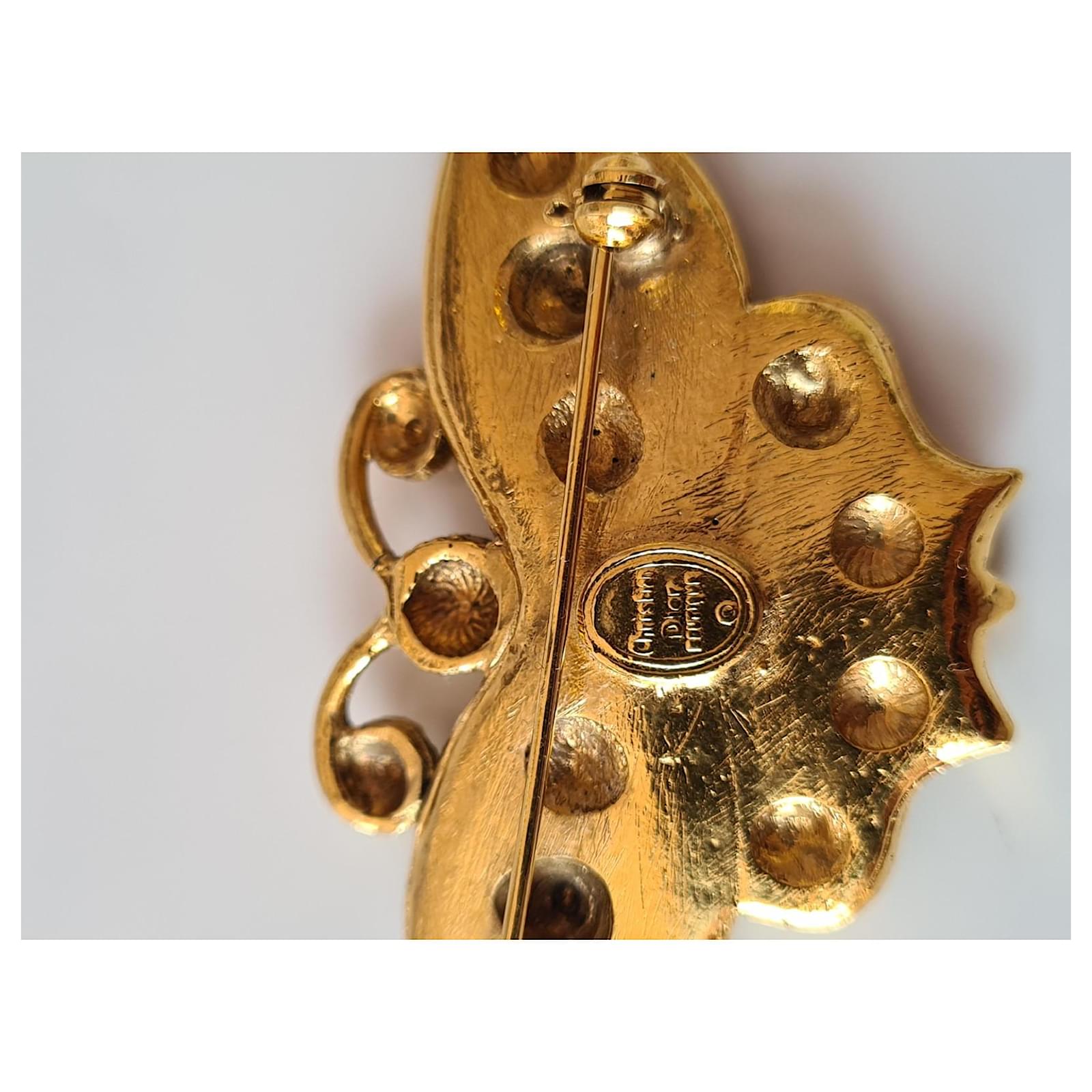 ディオールブローチ Christian Dior brooch in gold metal Golden ref.525598 - Joli