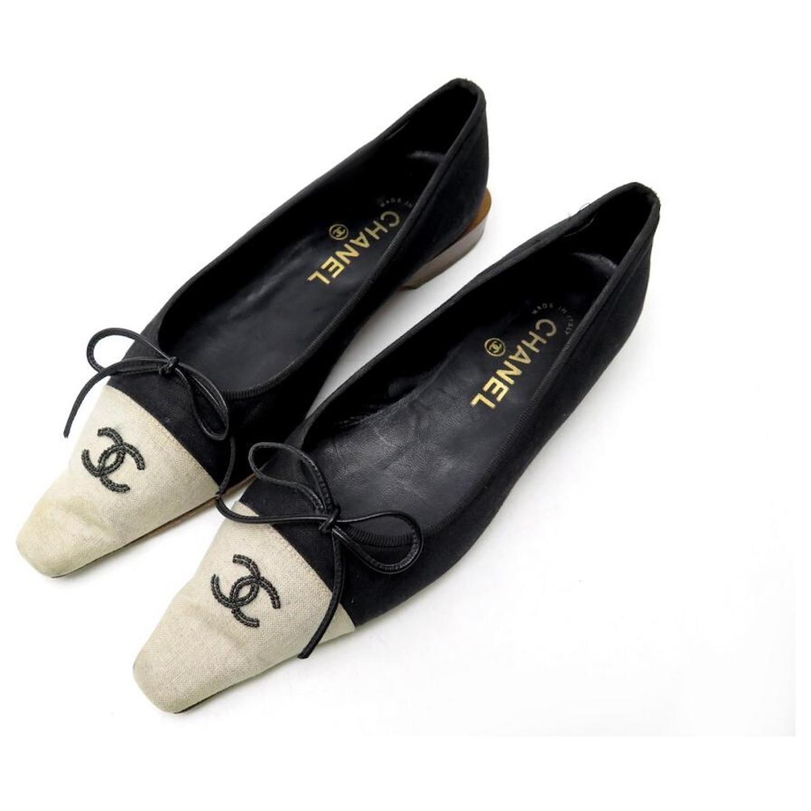 Chaussures Chanel Ballerines Logo Cc Toile Bicolore Noire Beige Shoes Ref Joli Closet