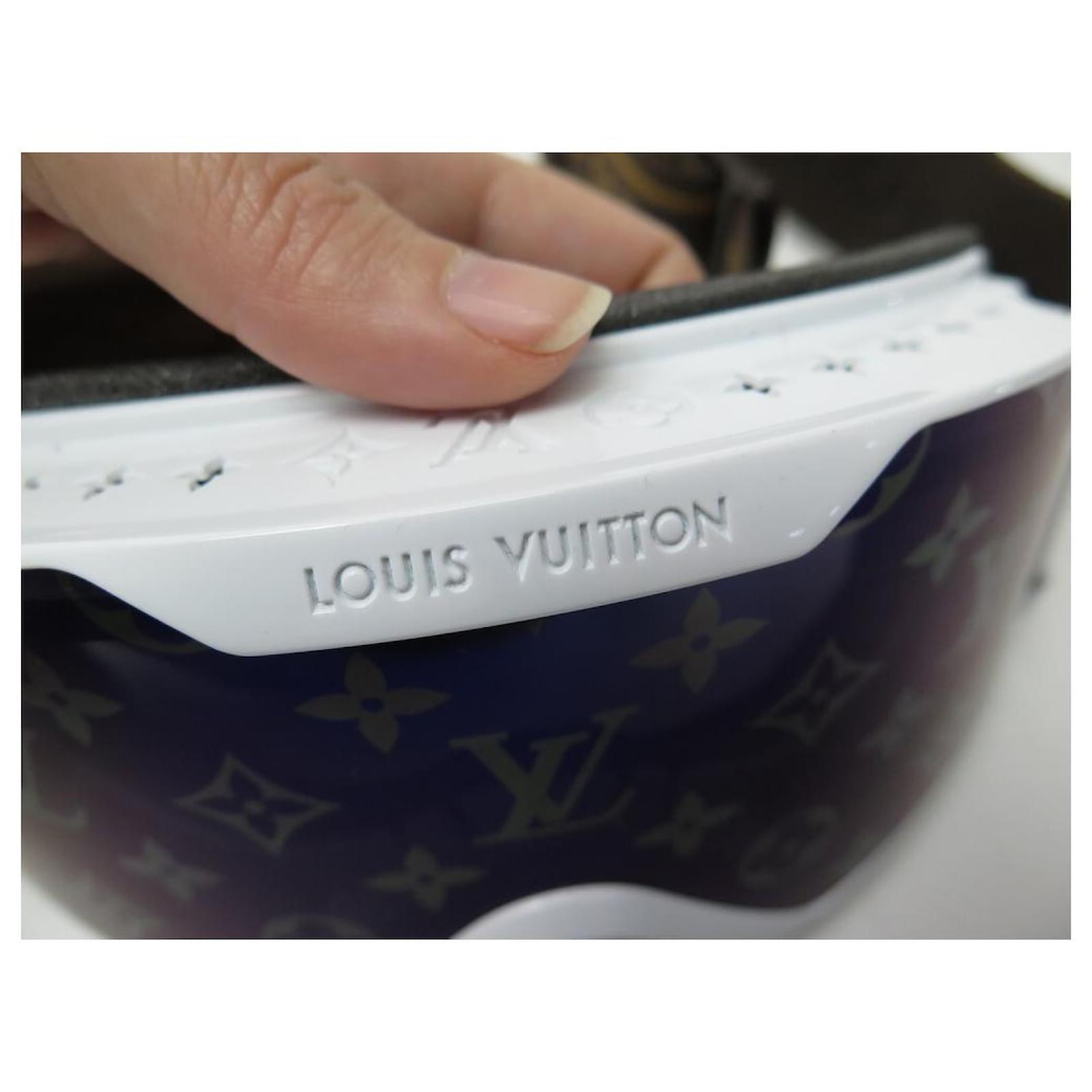 NEW LOUIS VUITTON GLASSES SKI MASK LV Z1572W MONOGRAM WHITE GLASSES Plastic  ref.526041