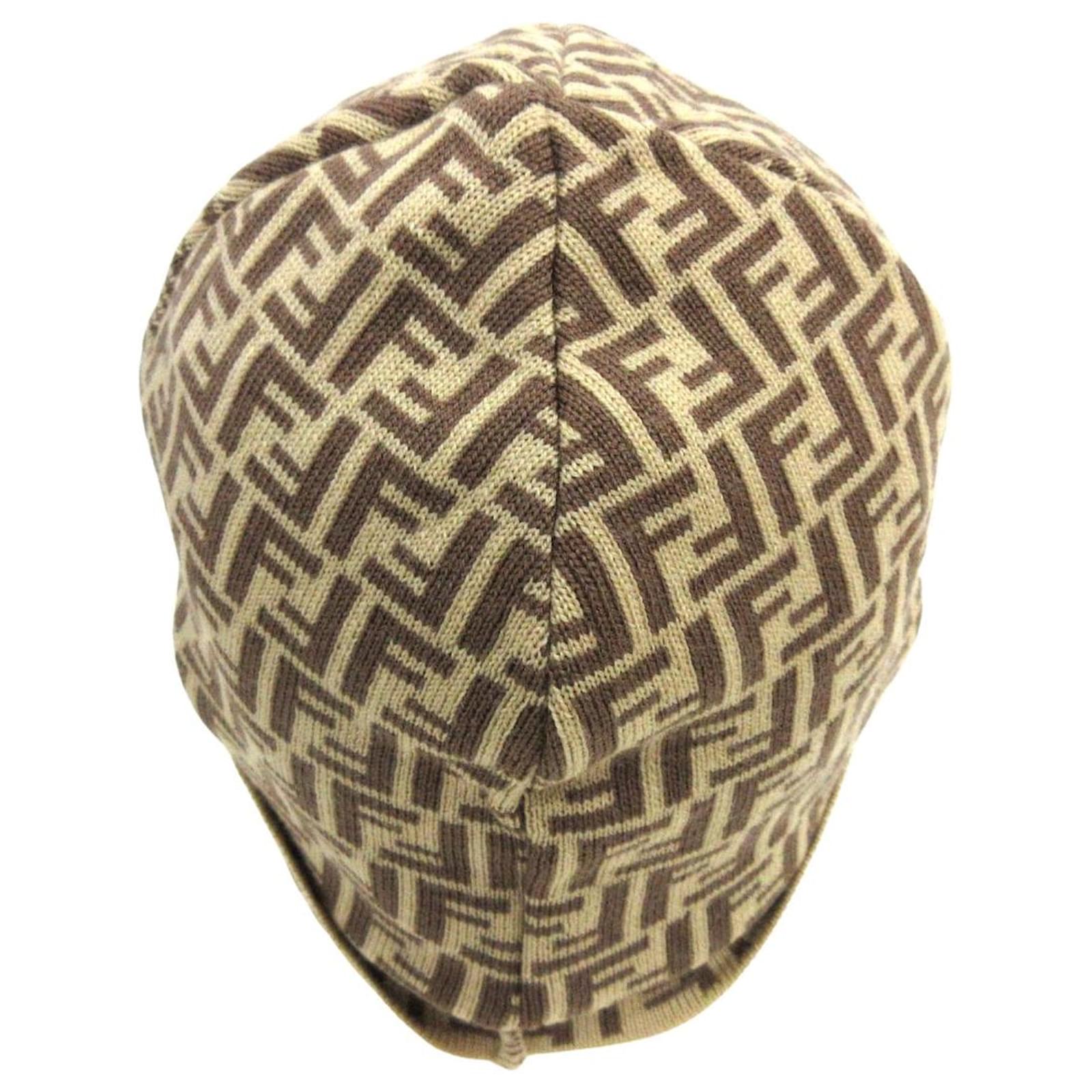 Fendi hat Multiple colors Wool Joli Closet