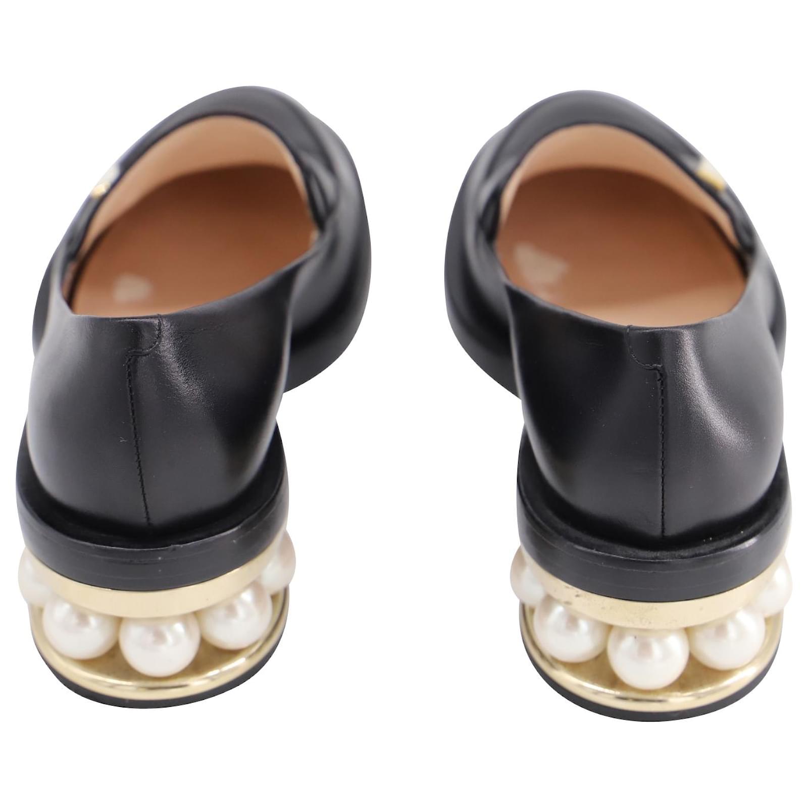 Nicholas Kirkwood Casati Pearl Embellished Derby Shoes in Black Leather  Pony-style calfskin ref.527353 - Joli Closet