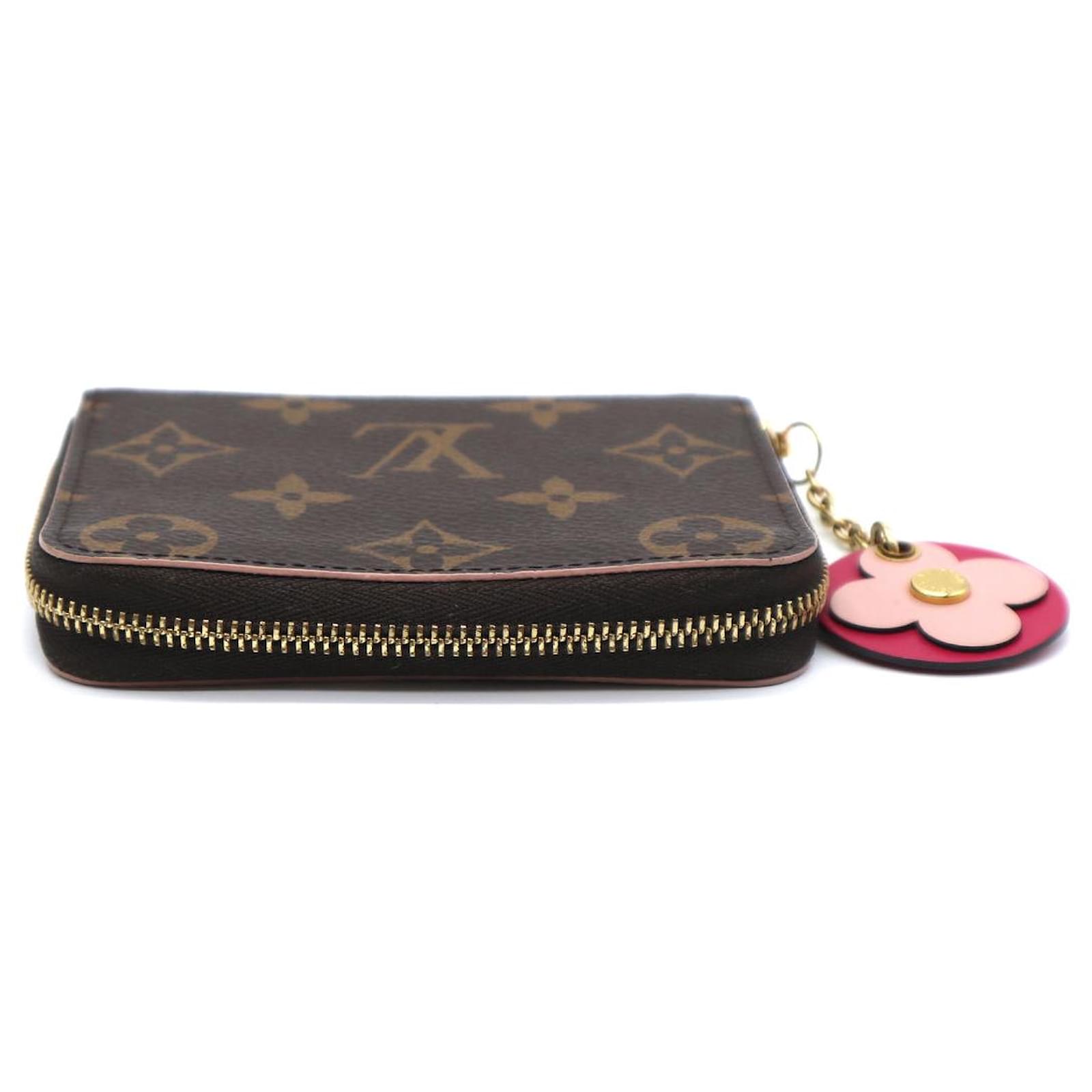 Louis Vuitton Monogram Flower Square Zip Around Wallet Brown Leather  ref.432367 - Joli Closet