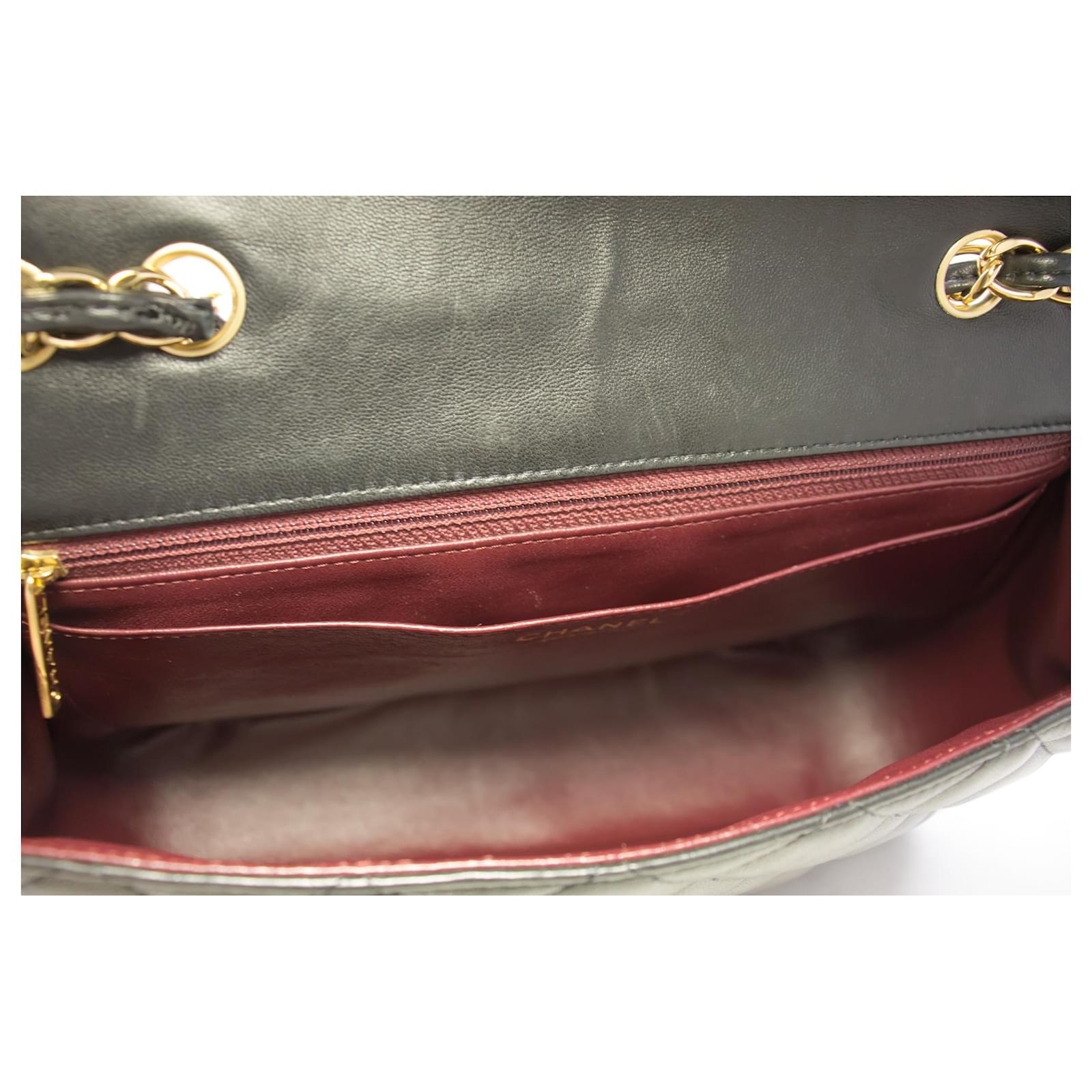CHANEL Classic Large 11 Chain Shoulder Bag Flap Black Lambskin Leather ref.529690  - Joli Closet