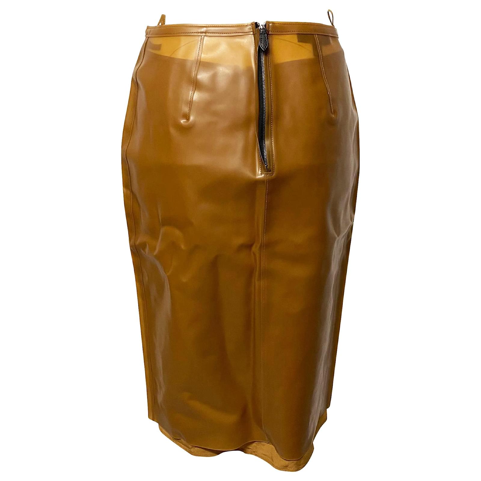 Burberry vinyl outlet skirt