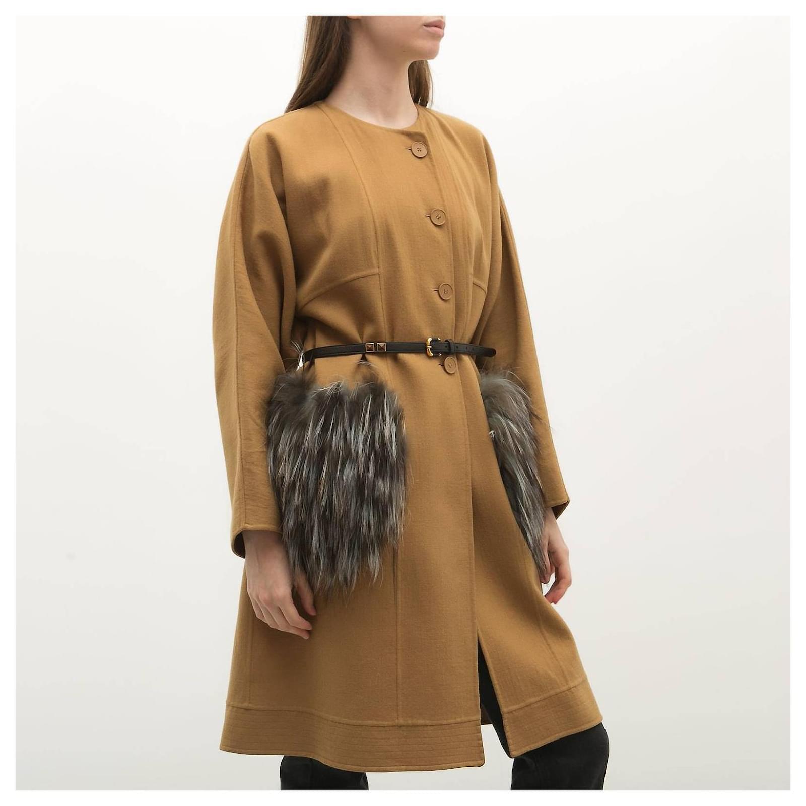 Manteau Fendi ref.530293 - Joli Closet