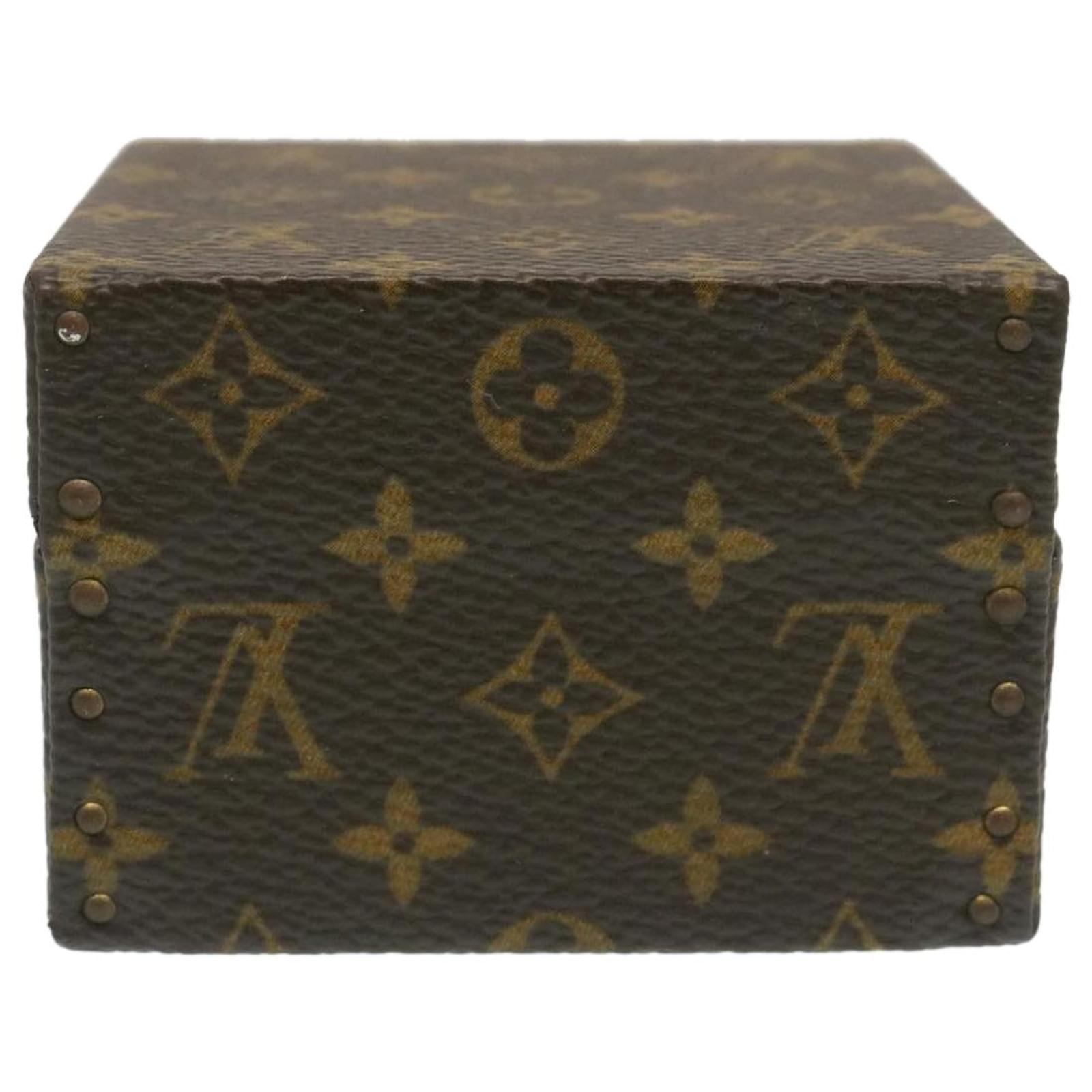 Sold at Auction: Louis Vuitton, LOUIS VUITTON Eclin declaration jewelry case  monogram canvas brown w/Box