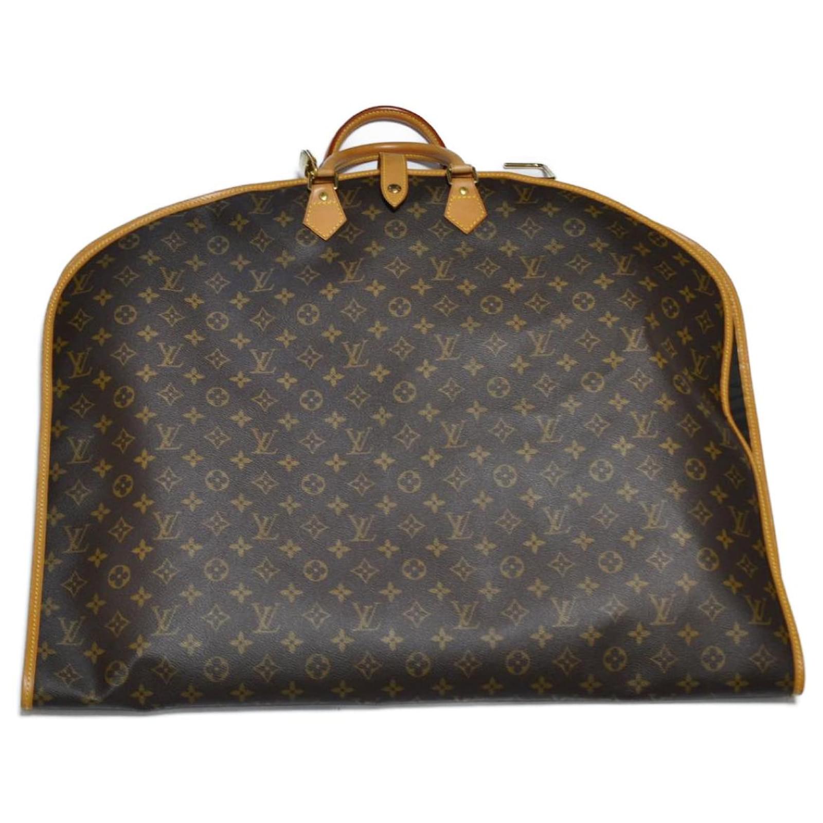 LOUIS VUITTON Monogram Garment Cover Housse Porte Habits M23434 Suit cover  LV