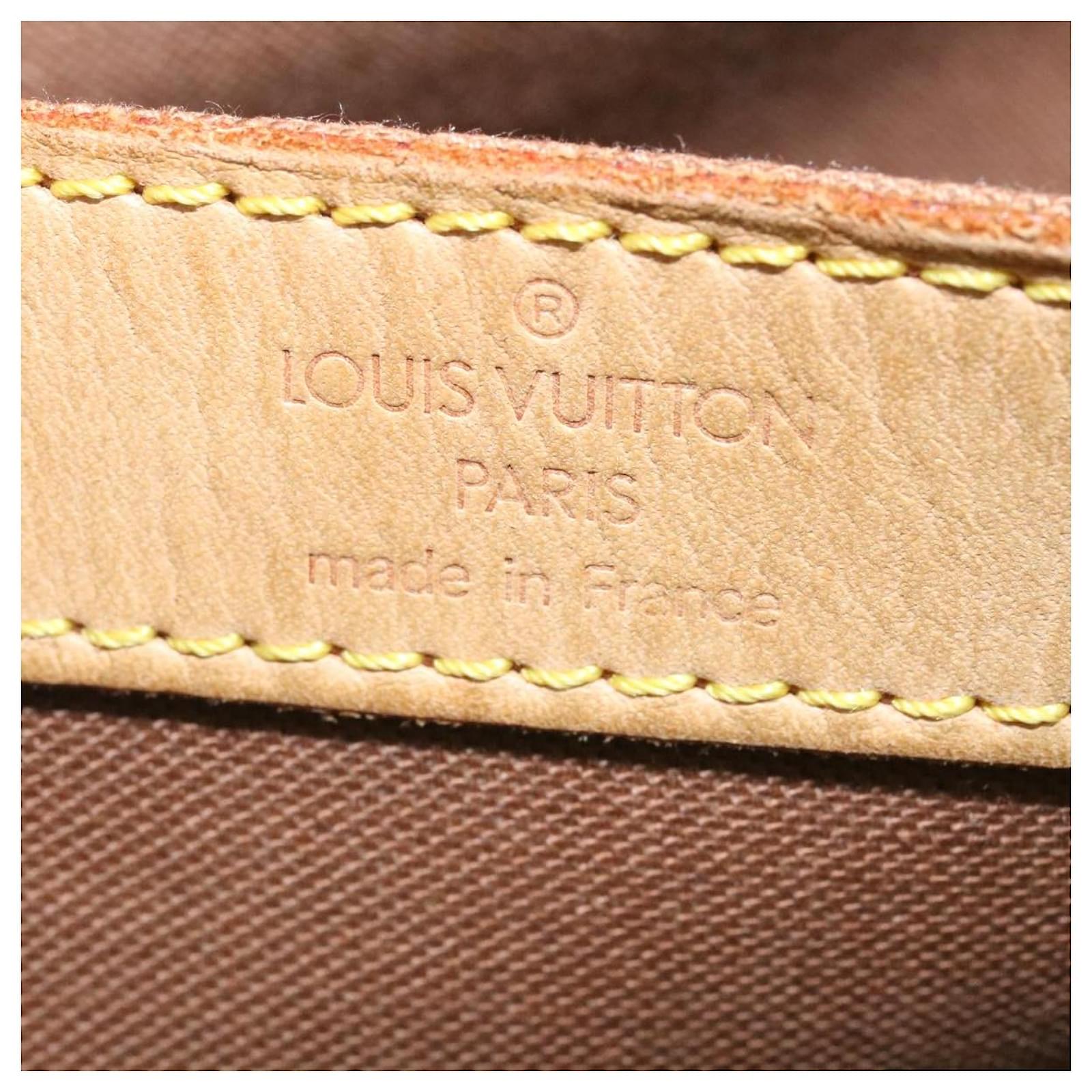 LOUIS VUITTON Monogram Naviglio Shoulder Bag M50205 LV Auth hs593 Cloth  ref.531805 - Joli Closet
