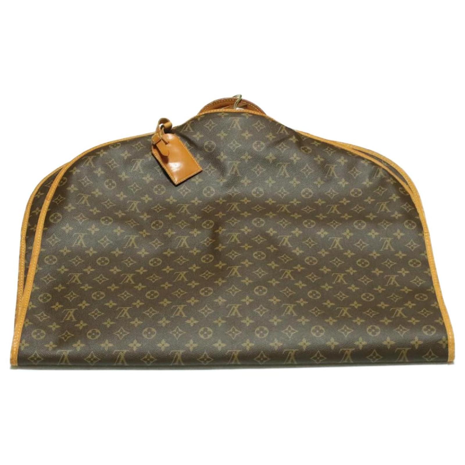 Louis Vuitton Vintage Hanging Garment Bag