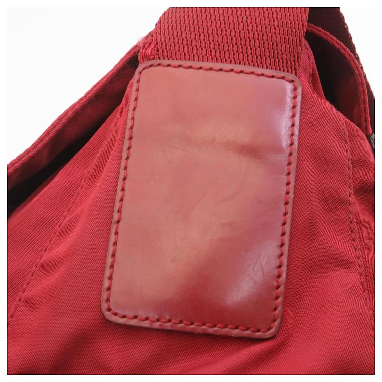 PRADA Shoulder Bag Nylon Red Auth jk984 ref.532350 - Joli Closet