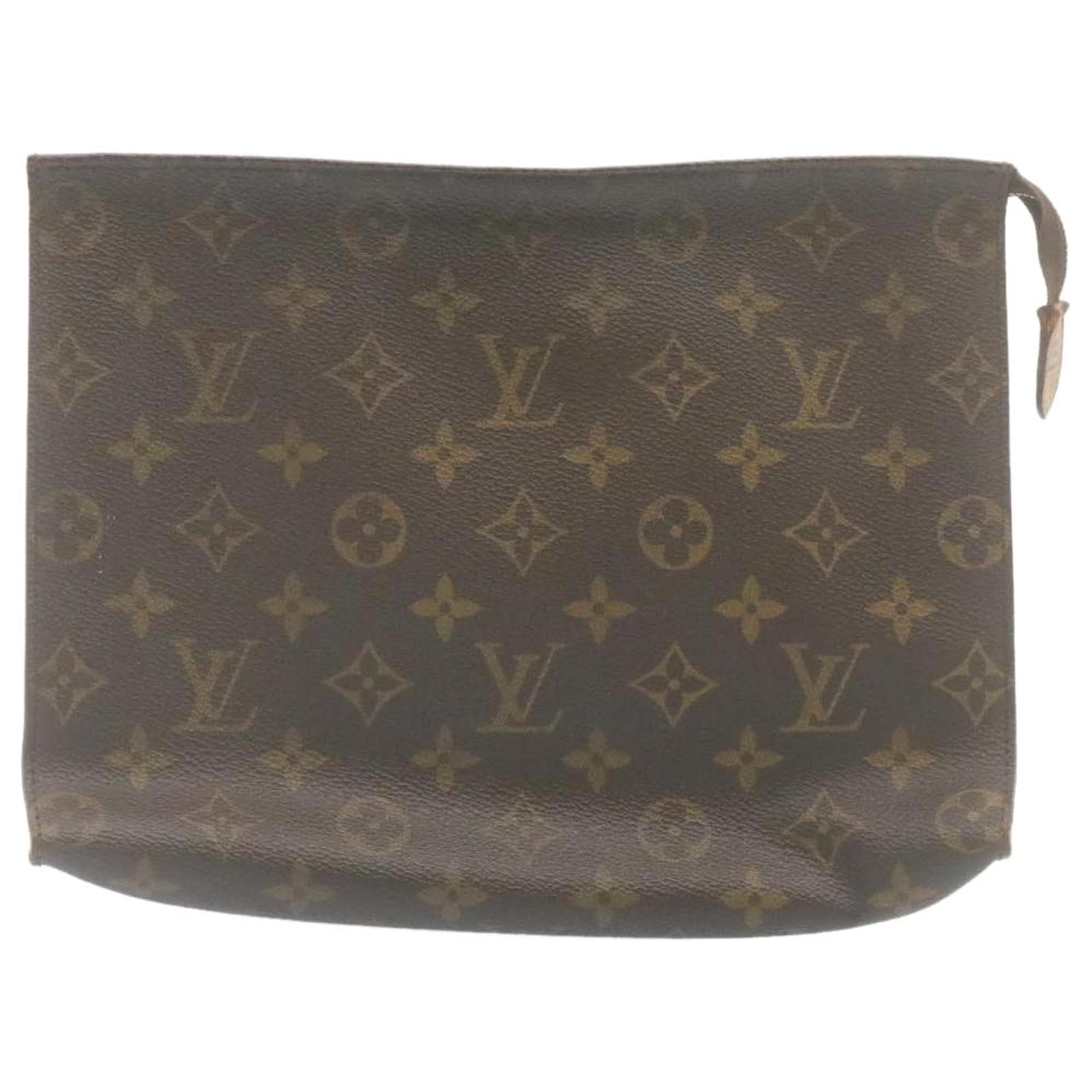 LOUIS VUITTON TOILETRY POUCH 26 EPI MONOGRAM CANVAS M47542