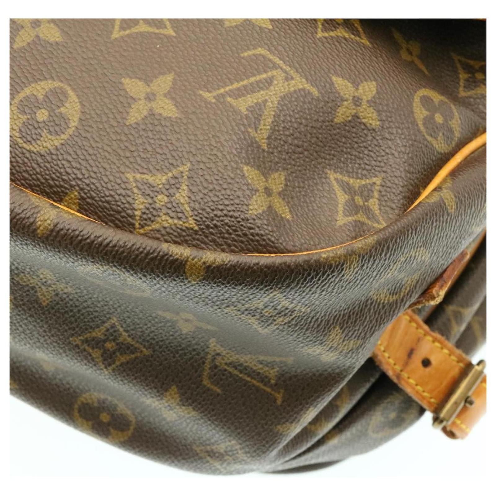 Auth LOUIS VUITTON Saumur 35 M42254 Monogram AR0940 Shoulder Bag Monogram  Canvas