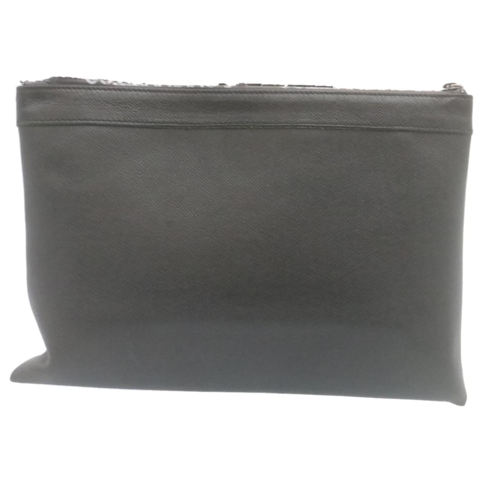 LOUIS VUITTON Taiga Pochette Apollo Clutch Bag Noir M30086 LV Auth