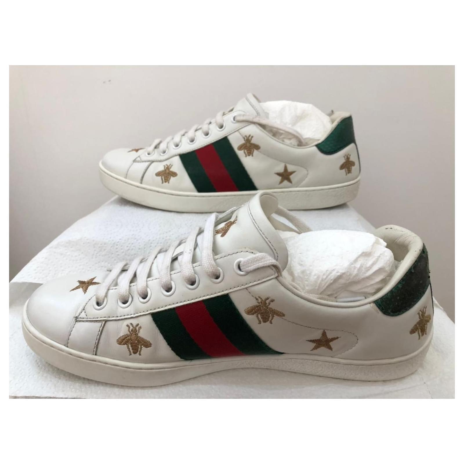 Bee and Star Sneakers White Leather ref.535217 - Joli