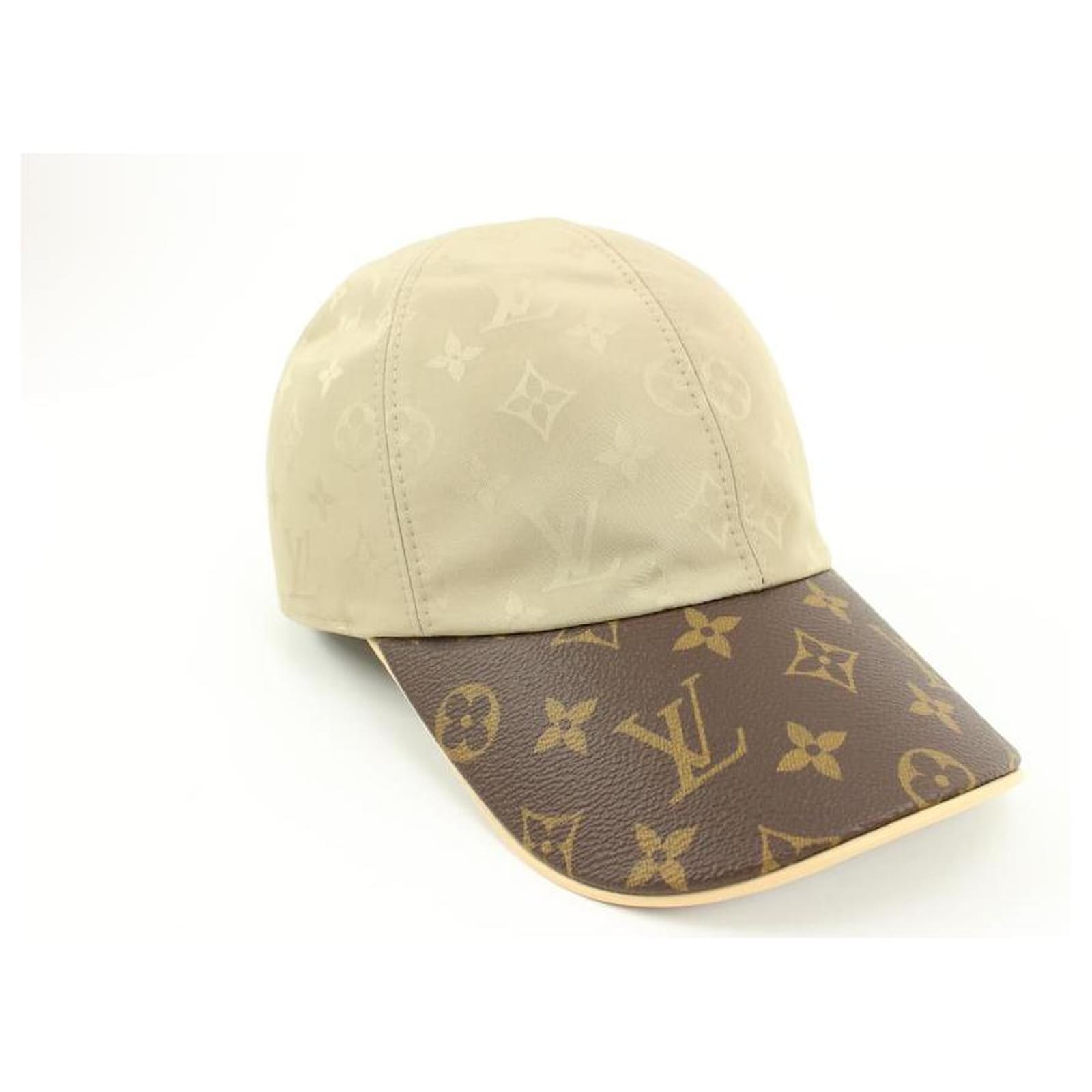 Louis Vuitton Beige x Brown Monogram Cap Ou Pas Baseball Hat Leather  ref.536159 - Joli Closet