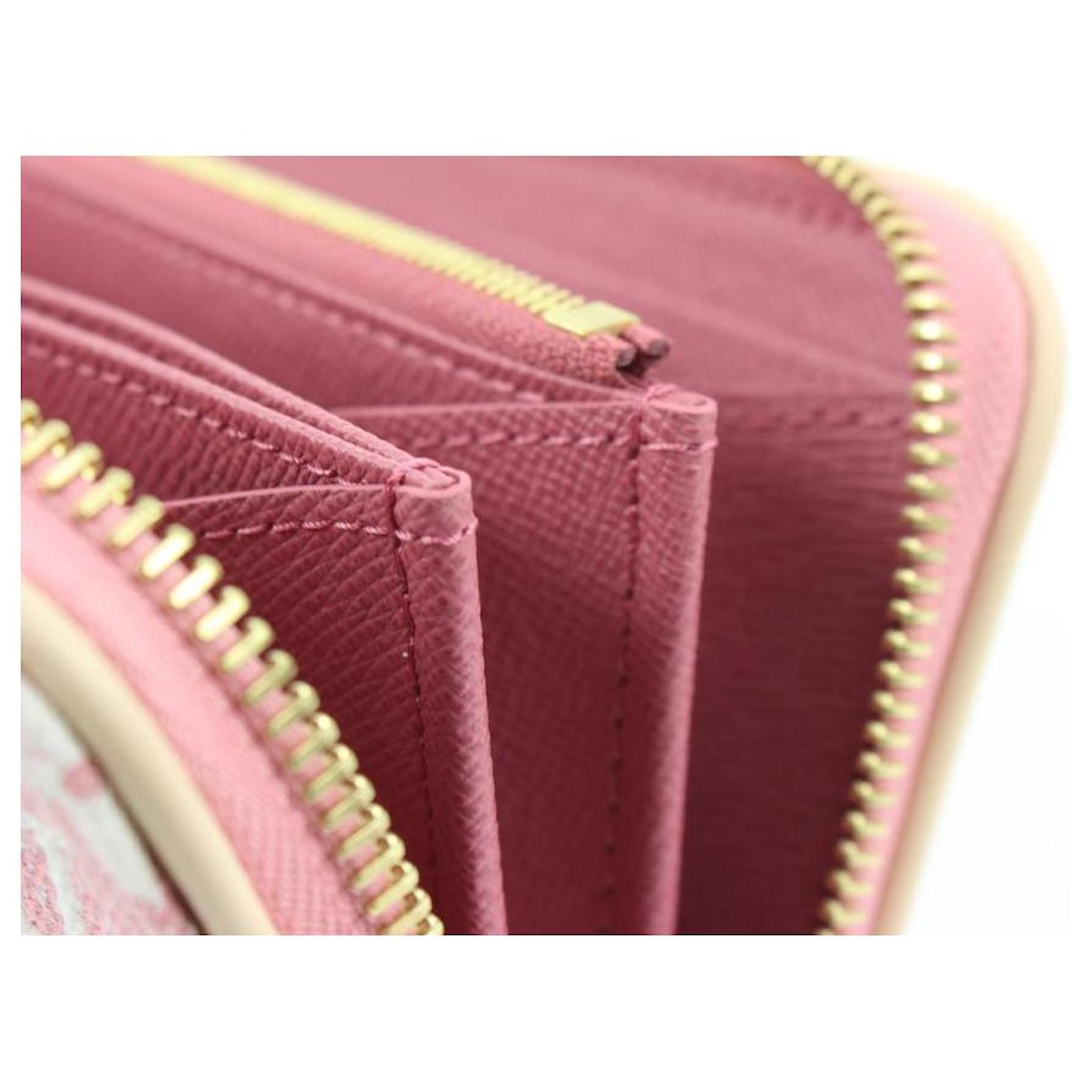 Louis Vuitton Pink Rose Monogram Denim Zippy Wallet Long Zip Around Leather  ref.536160 - Joli Closet