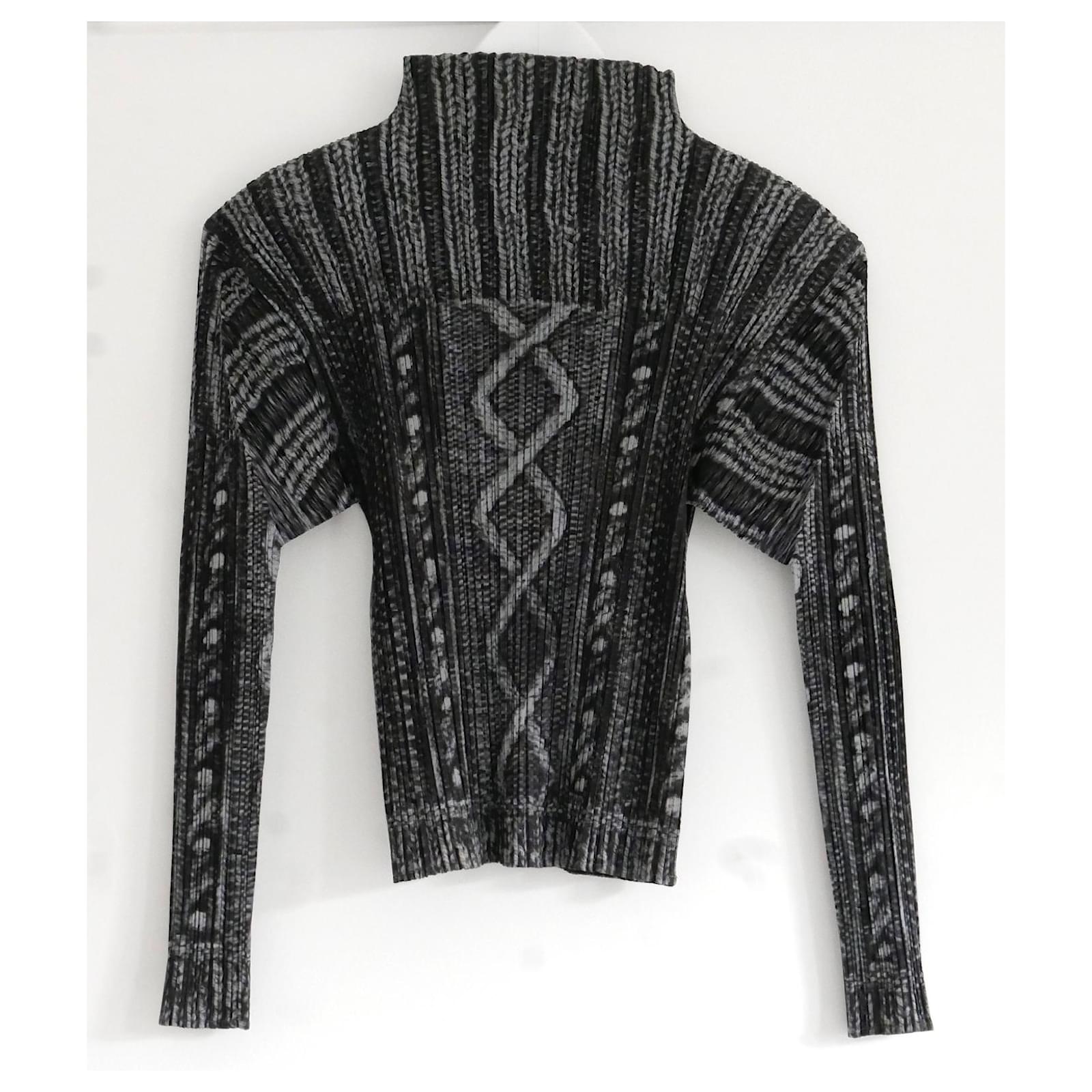 Issey Miyake Pleats Please Trompe L'oeil Cable Knit Print Top