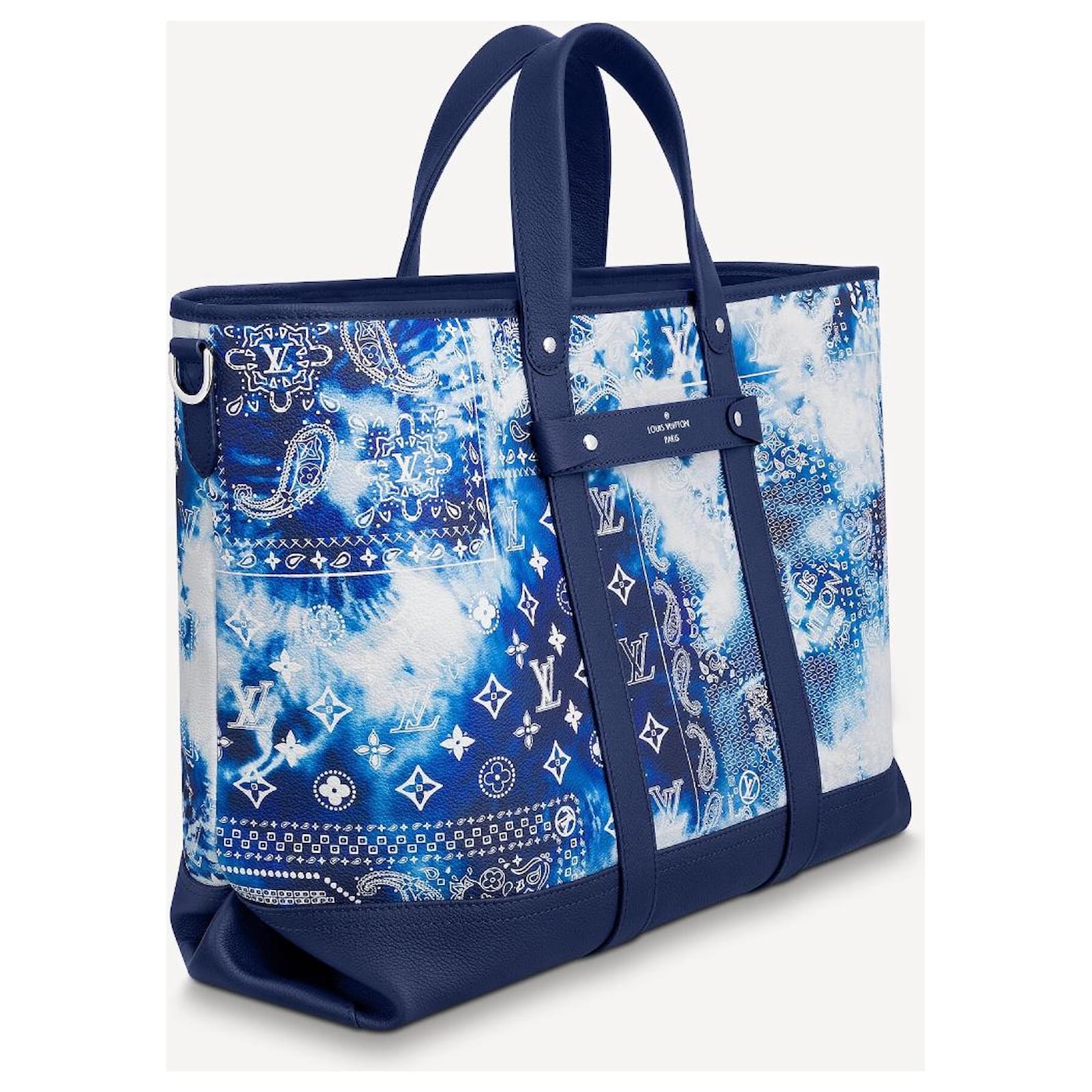 Louis Vuitton Handbags Blue ref.10346 - Joli Closet