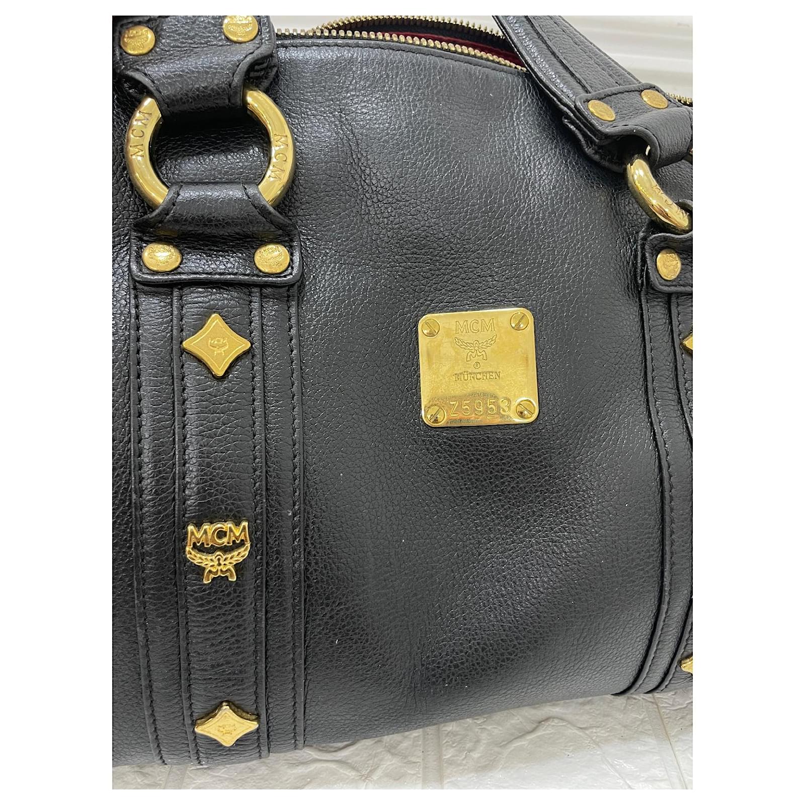 MCM Vintage leather Boston bag Black ref.538611 - Joli Closet