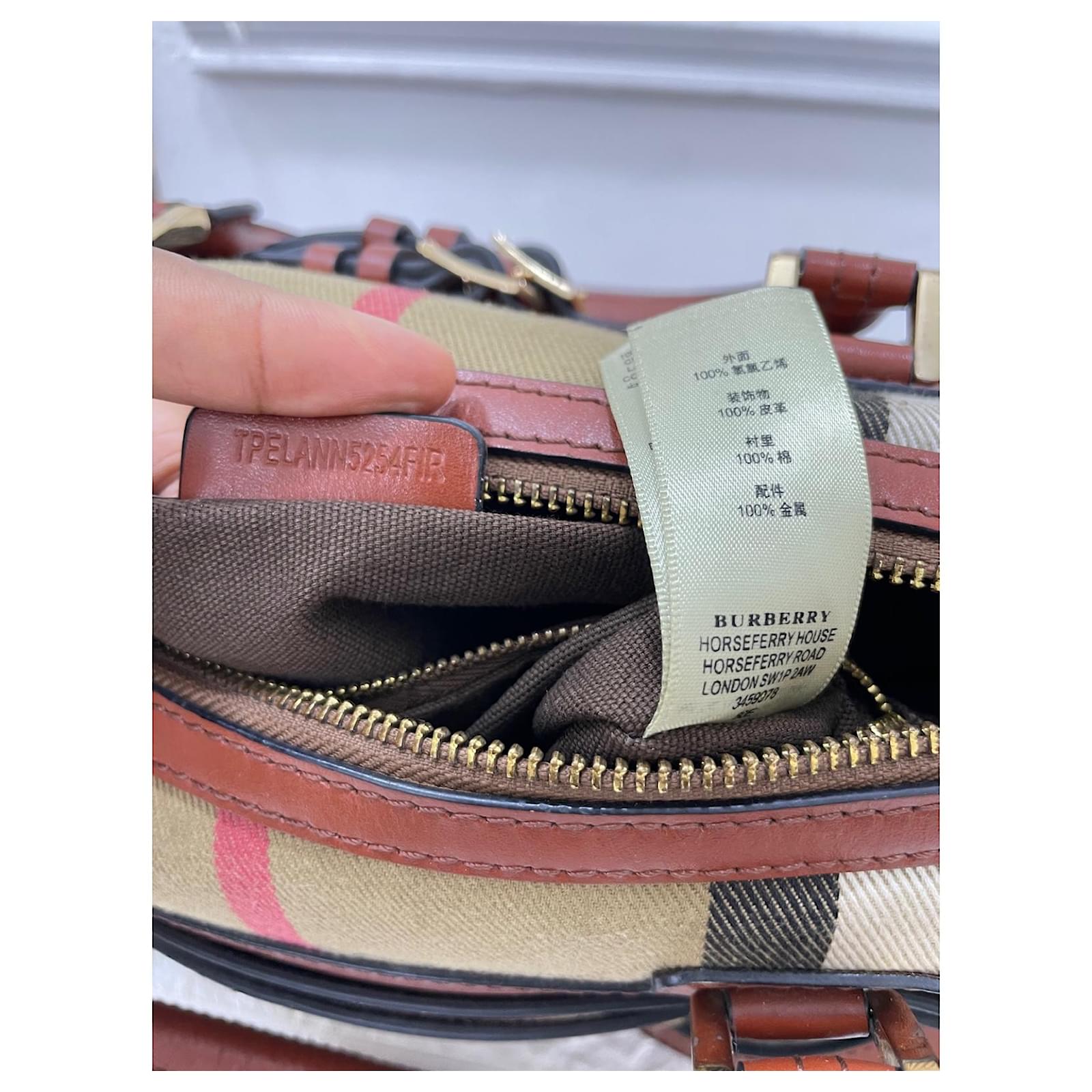 Burberry Bridle bag Multiple colors Cloth ref.538632 - Joli Closet