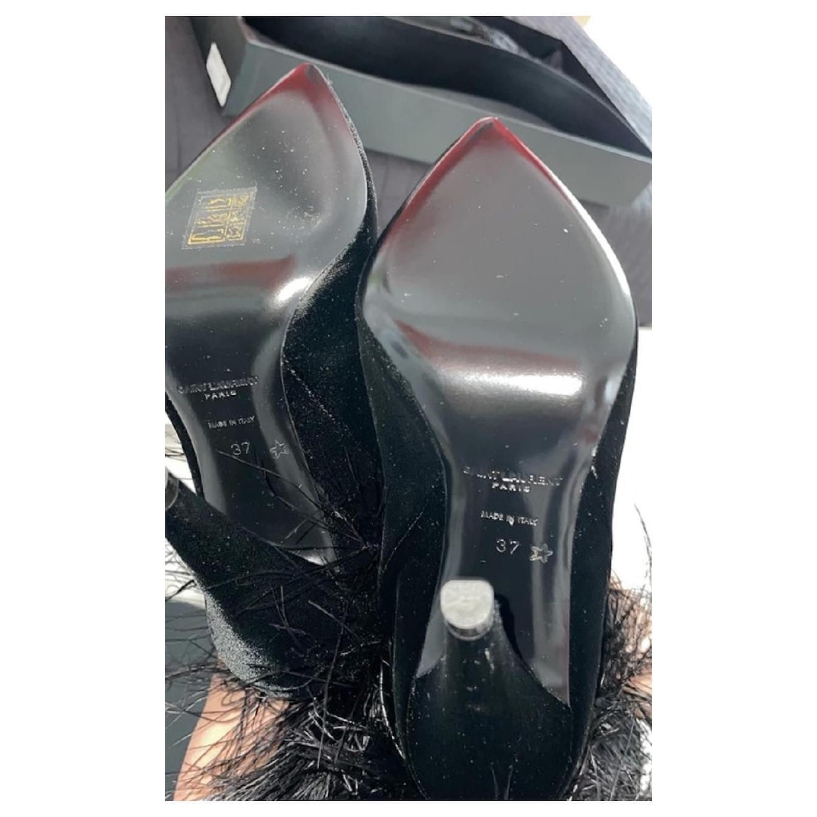 Saint Laurent Yeti ostrich feather boots Black Velvet ref.538822 - Joli ...