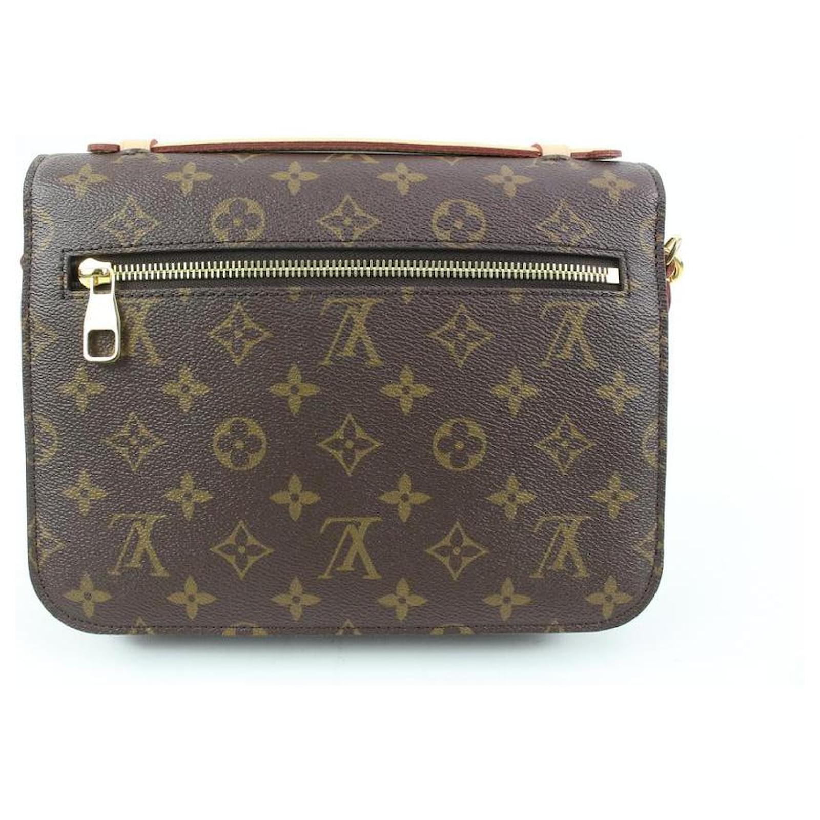Louis Vuitton Monogram Pochette Metis Crossbody Bag Leather ref.540467 -  Joli Closet